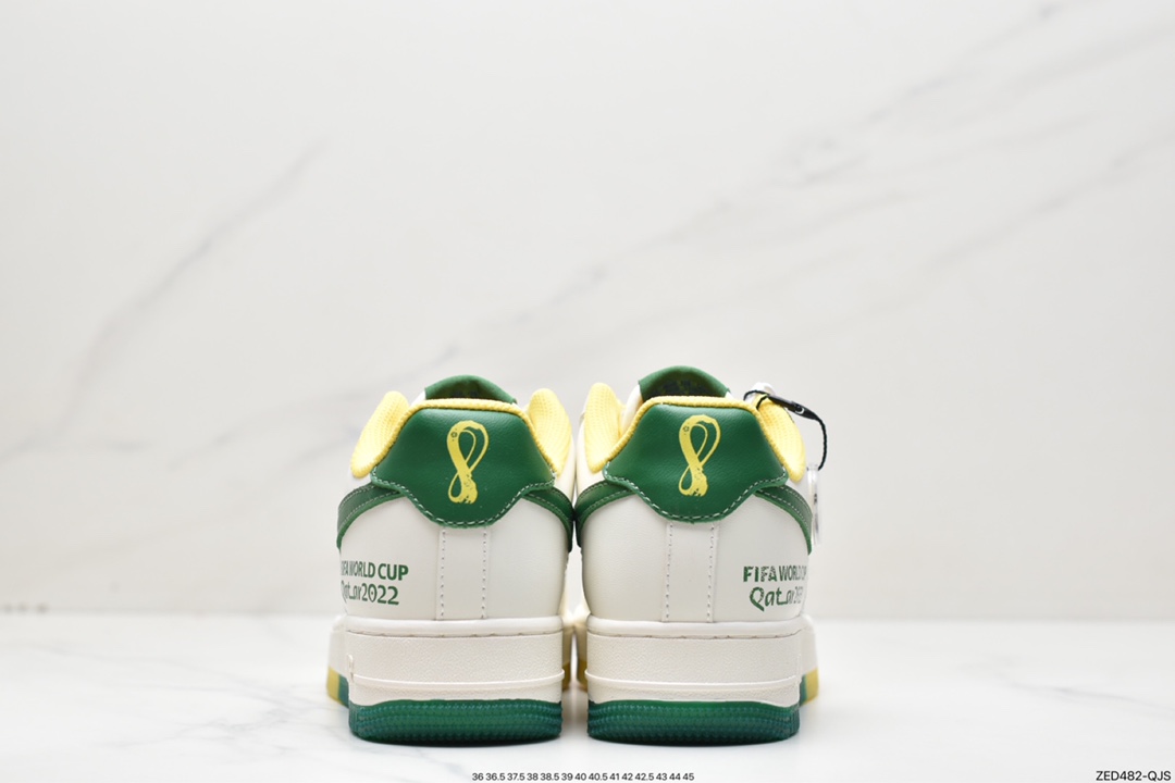 260 全新版本  Nike Air Force 1 '07 空军一号低帮休闲板鞋DQ7658-200