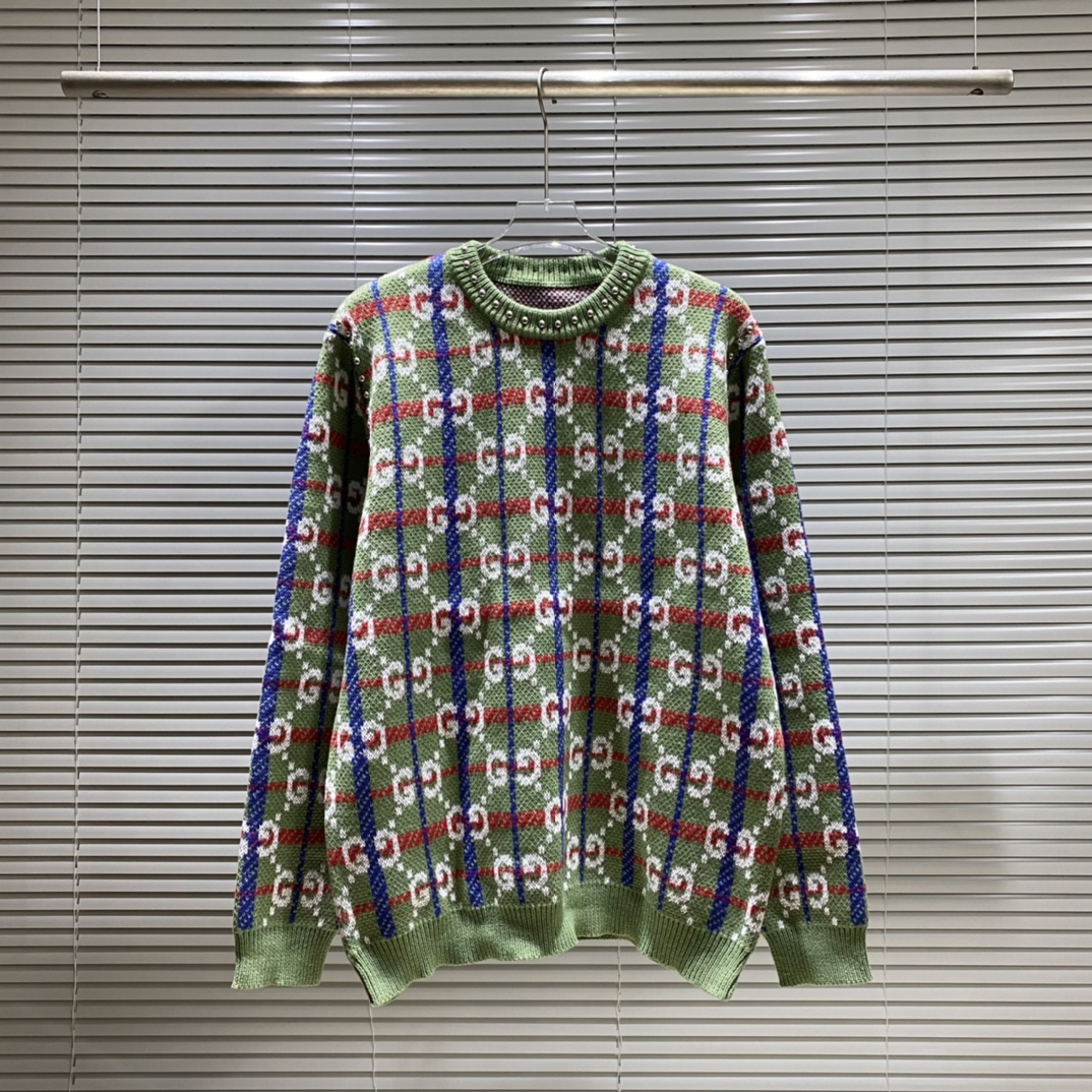 Suéter de cuello redondo de G con letras doble G, jacquard de cuadros y rayas con pequeños tachones, color: verde, tall…