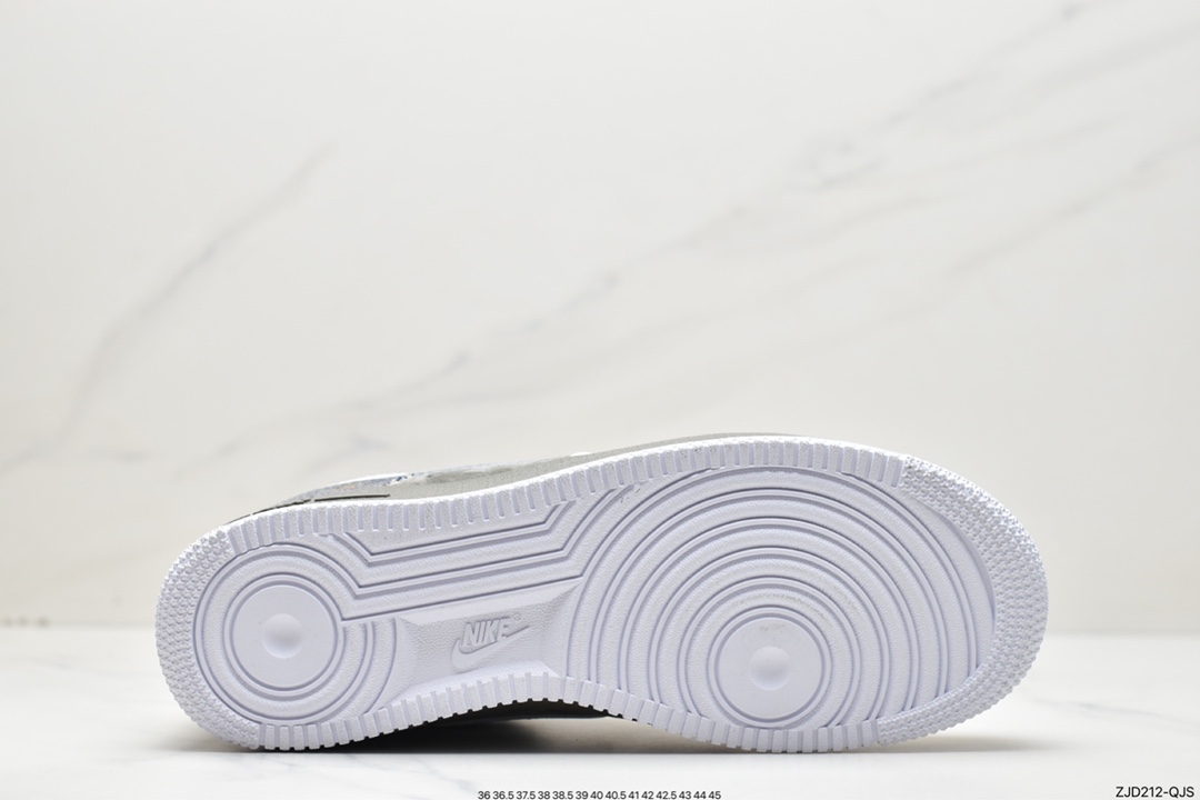 240 Nike Air Force 1'07 Low ”cardigan” 羊毛衫休闲板鞋 CW1188-222