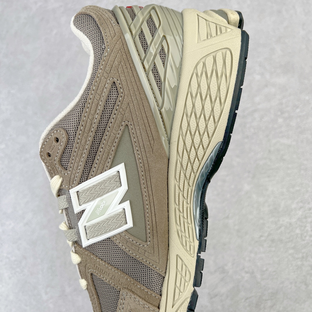 图片[7]-💰240 ＃M纯原 新百伦NB New Balance M1906RL 浅棕灰 全套原楦原纸板原厂数据开发 进口三明治网面 原装进口皮料正确绒感卡色 正确中底拉帮中底网布细节 原厂标裁 带紫光防伪 定制后跟透明水晶模块 冲裁组合 大底贴合程度胶水上色把控完美 整洁度挑战全网艺术家 多道序QC把关品质完善 匠心打造 耗时两个月开发完成 工艺极其复杂难度可想而知 新开独立私模大底 全网唯一正确六层组合大底 高端零售专供产物 Size：36 37 37.5 38 38.5 39 40 40.5 41 42 42.5 43 44 45.5 46.5 47 编码：by3936010-运动鞋