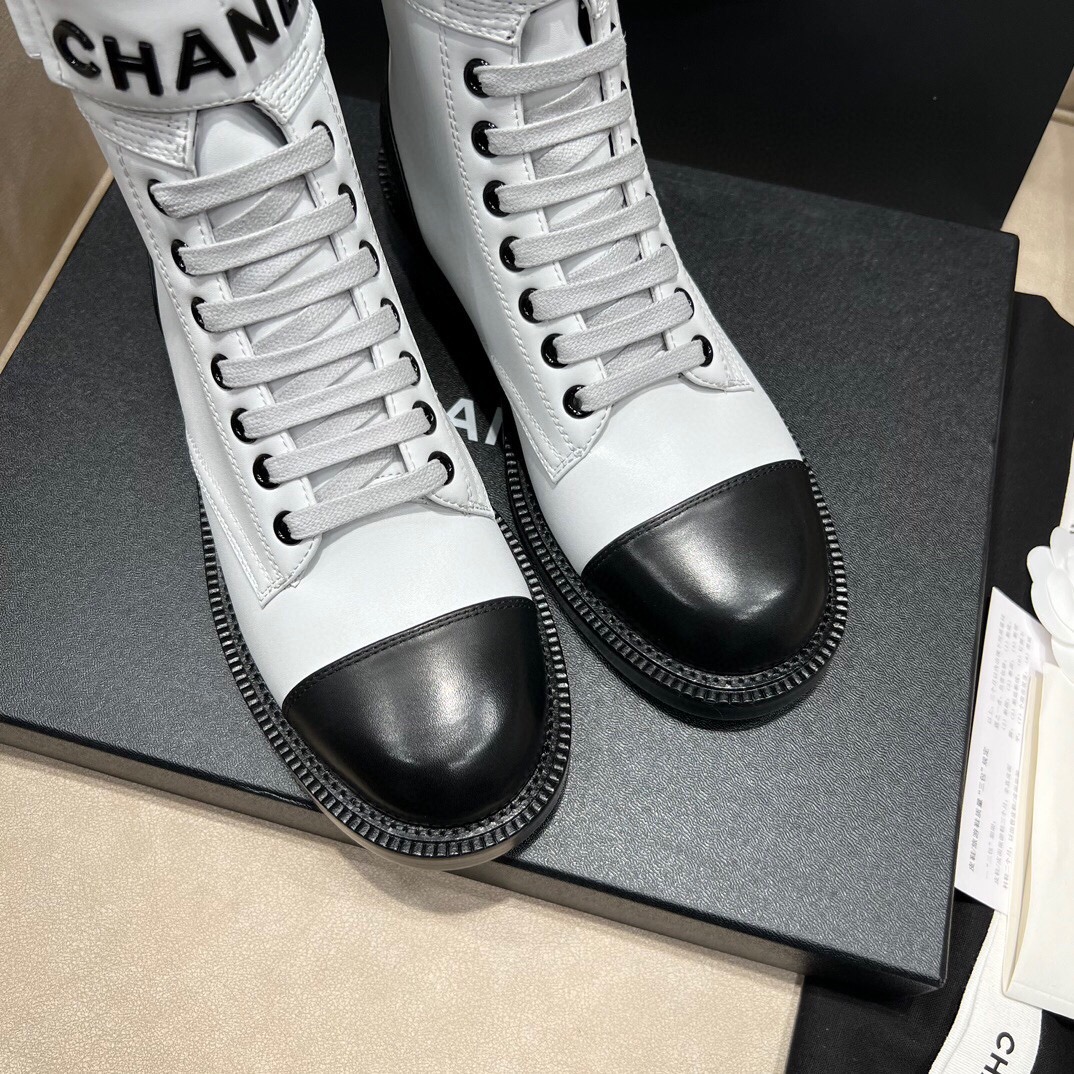 Chanel Haute Couture Classic Luxury Leather Shoe Loafer Shoes 8