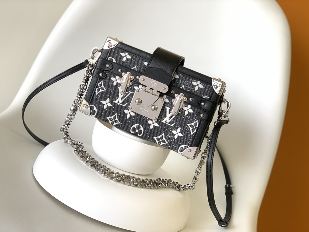 Louis Vuitton LV Petite Malle Bags Handbags Black Chains M21462
