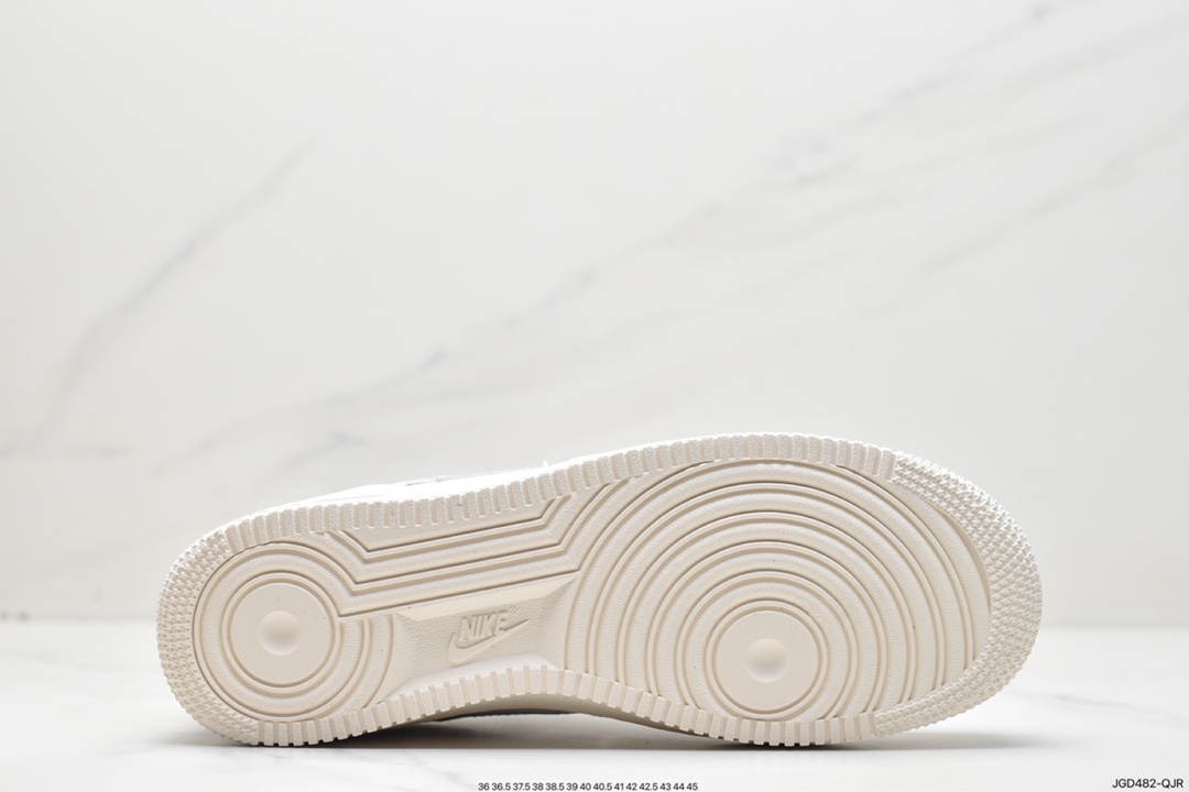 180 Nike Air Force1 全新配色 DQ7569-100