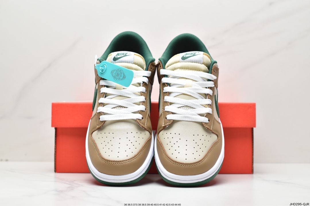 190 NIKE SB Dunk Low FB7160-231