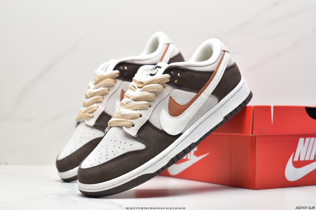 180 Nike Dunk Low SE 85 此款Nike Dunk Low采用绒面革材质DO9457-100