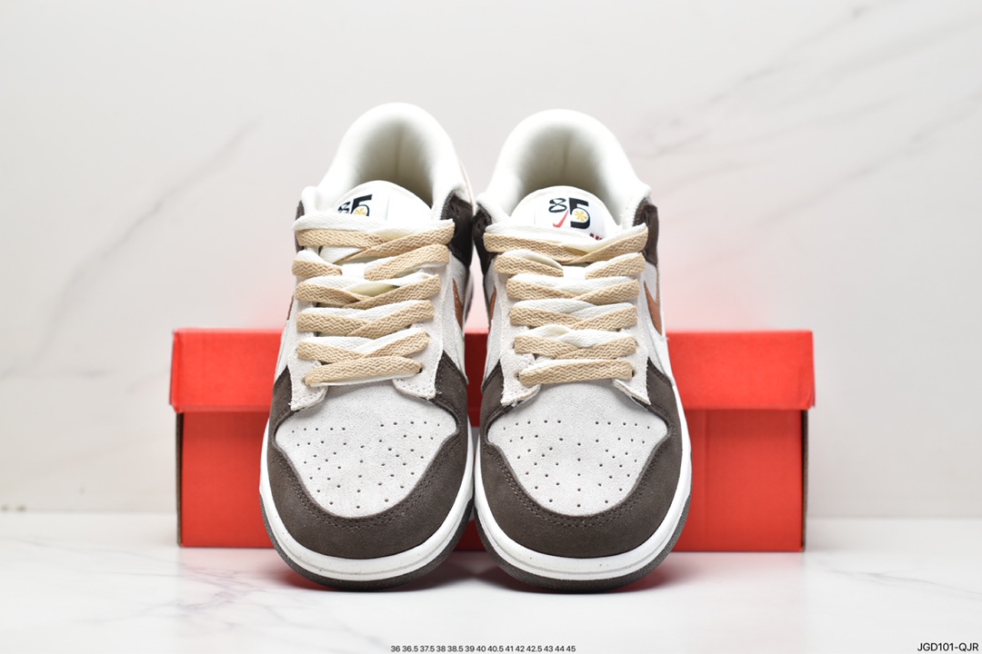 180 Nike Dunk Low SE 85 此款Nike Dunk Low采用绒面革材质DO9457-100