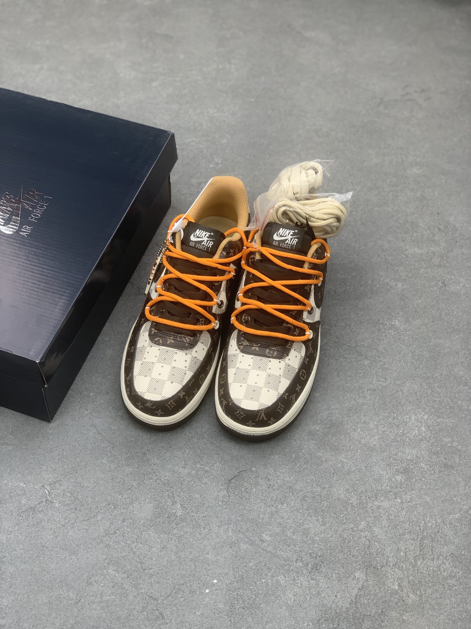 Nike Air Force 1 '07 Custom Louis Vuitton Sneakers - Limited Edition 9 i1671439671 4619 7