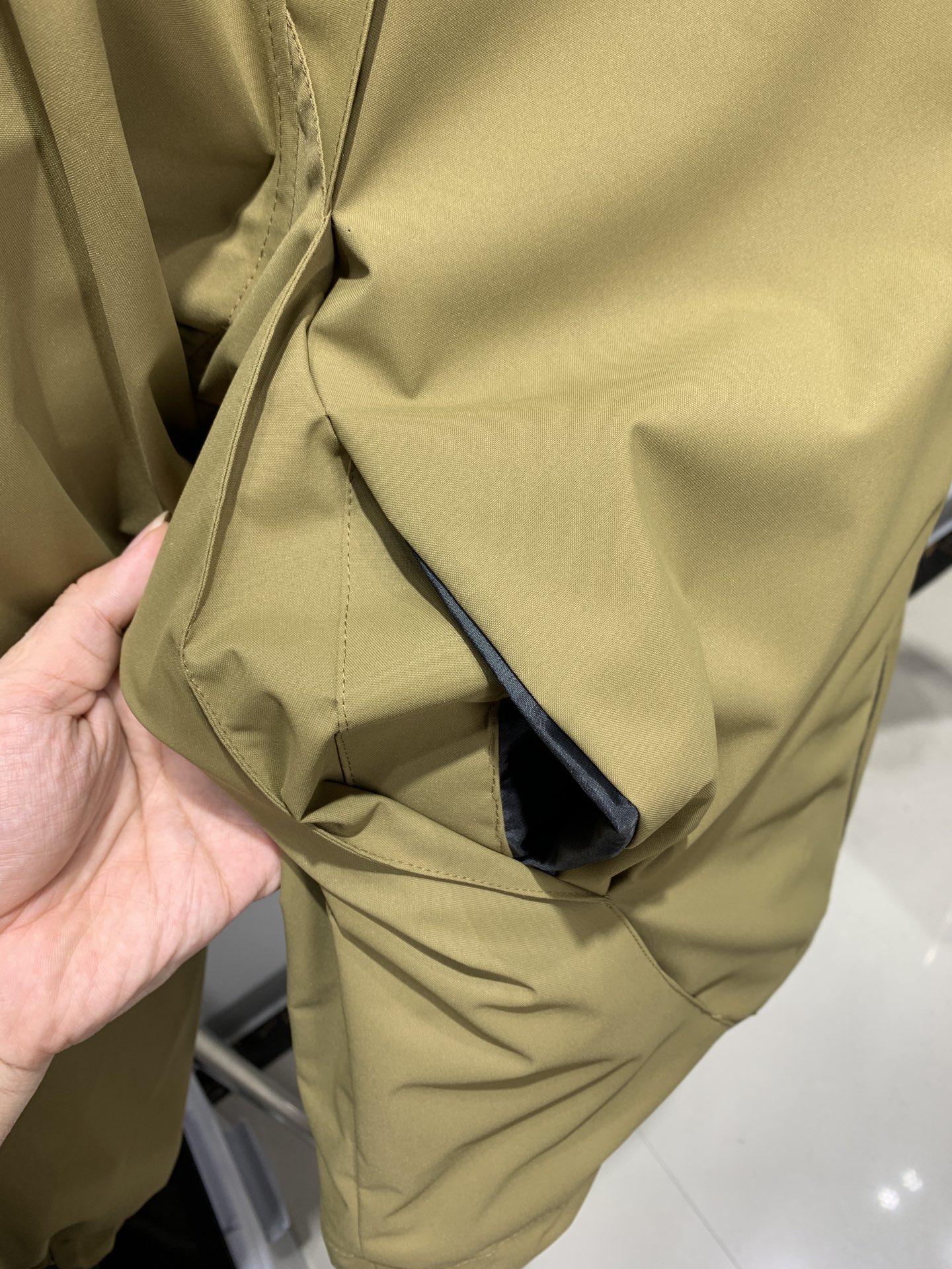 230 ARC'TERYX/始祖鸟 爆火户外品牌 附带潮流属性