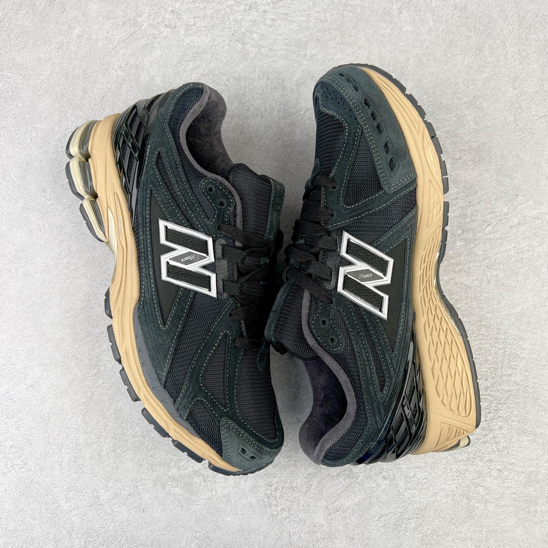 图片[3]-💰240 ＃M纯原 新百伦NB New Balance M1906RK 黑色 全套原楦原纸板原厂数据开发 进口三明治网面 原装进口皮料正确绒感卡色 正确中底拉帮中底网布细节 原厂标裁 带紫光防伪 定制后跟透明水晶模块 冲裁组合 大底贴合程度胶水上色把控完美 整洁度挑战全网艺术家 多道序QC把关品质完善 匠心打造 耗时两个月开发完成 工艺极其复杂难度可想而知 新开独立私模大底 全网唯一正确六层组合大底 高端零售专供产物 Size：36 37 37.5 38 38.5 39 40 40.5 41 42 42.5 43 44 45.5 46.5 47 编码：by3936010-运动鞋