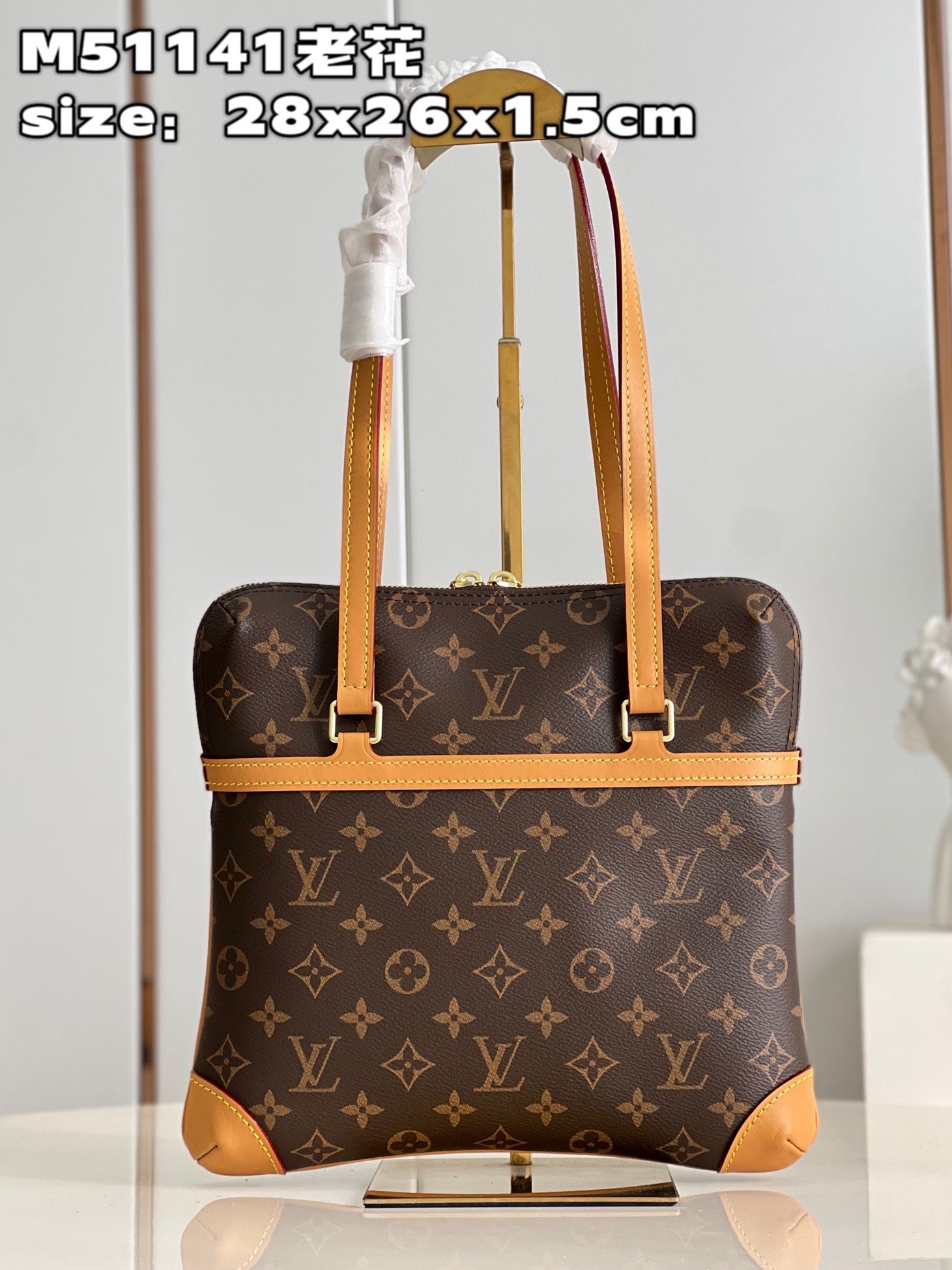 NO:399595,[Exclusive real photo M51141 Presbyterian] Medium-old pillow bag, presbyterian cousin design, especially cute, special close-fitting, durable and versatile, retro and fashionable!  The best choice for medieval enthusiasts. Size 28X26X1.5cm Z., LV [original leather], louis vuitton, throw pillows19860909【独家实拍 M51141老花】 中古抱枕包 ,老花coussin的设计,特别的呆萌,特别的贴身,耐看百搭,复古时髦！ 中古爱好者最佳选择.尺寸28X26X1.5cm Z.,LV【原厂皮】,louis vuitton,throw pillows,Bag