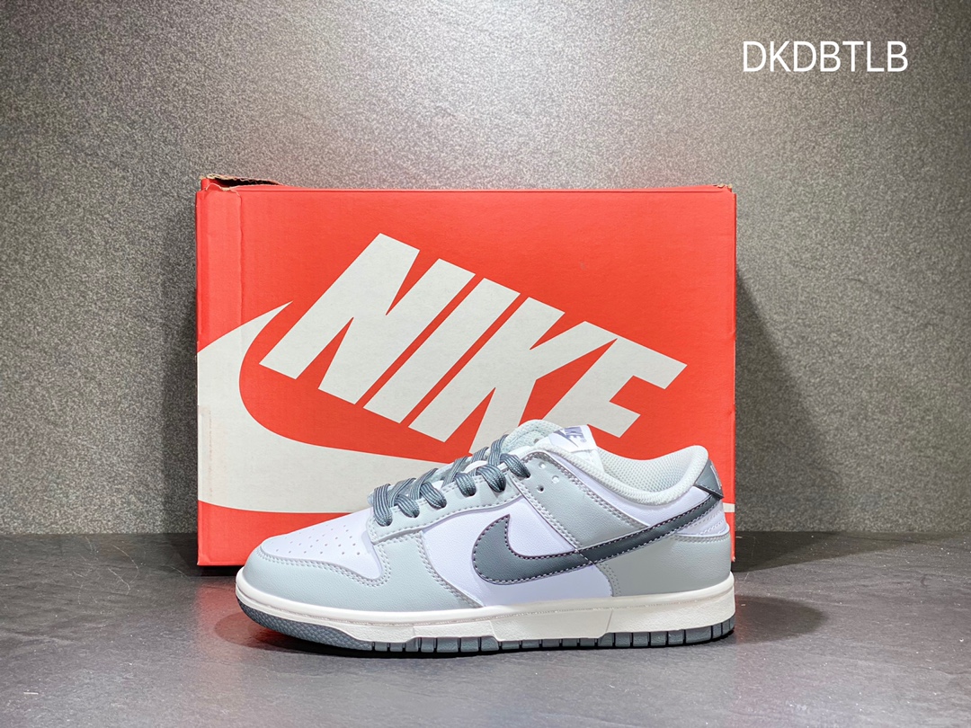 220 Nike SB dunk Low 低帮休闲运动滑板板鞋  DD1503-117