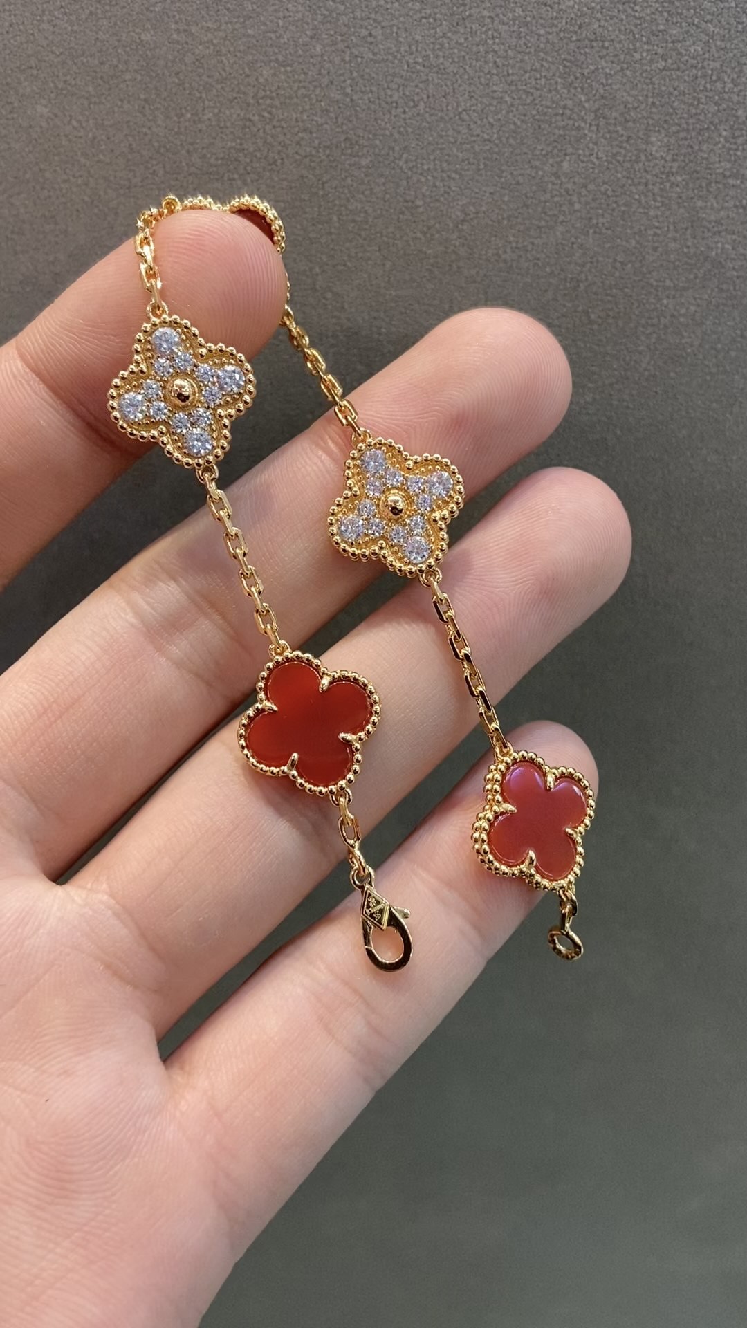 Van Cleef & Arpels vca 玫红简钻五花手链