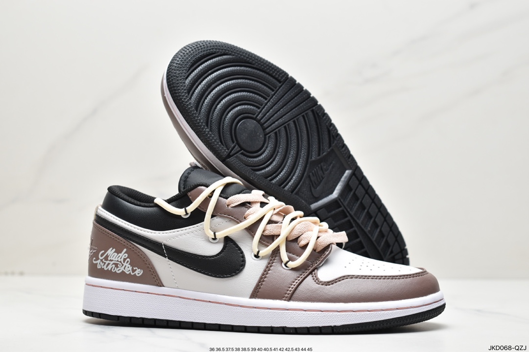 160 耐克Nike Air Jordan Retro 1 Low AJ1乔丹一代低帮经典复古篮球鞋 DO8244-003
