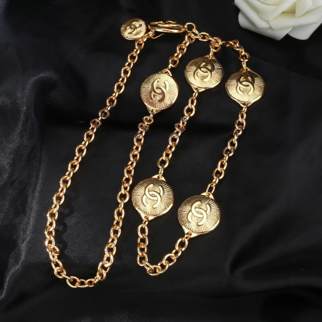 小香 Chanel 新品中古腰链 代购级别 一比一品质 香奈鹅 系列 经典cc logo 风格高级百搭 