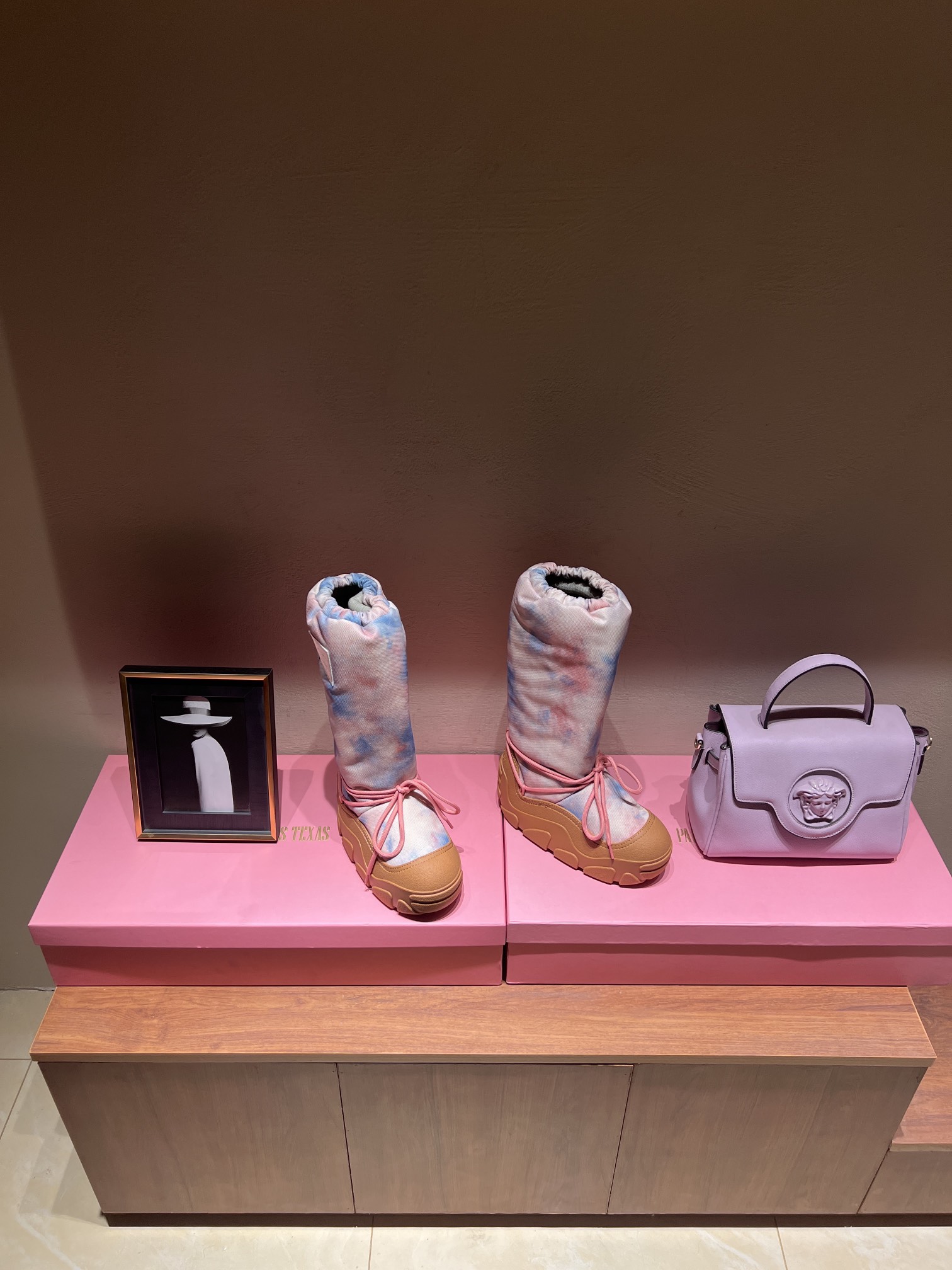 Winter Fashion: Acne Studios Snow Boots – Top Edition Review - 图片 4