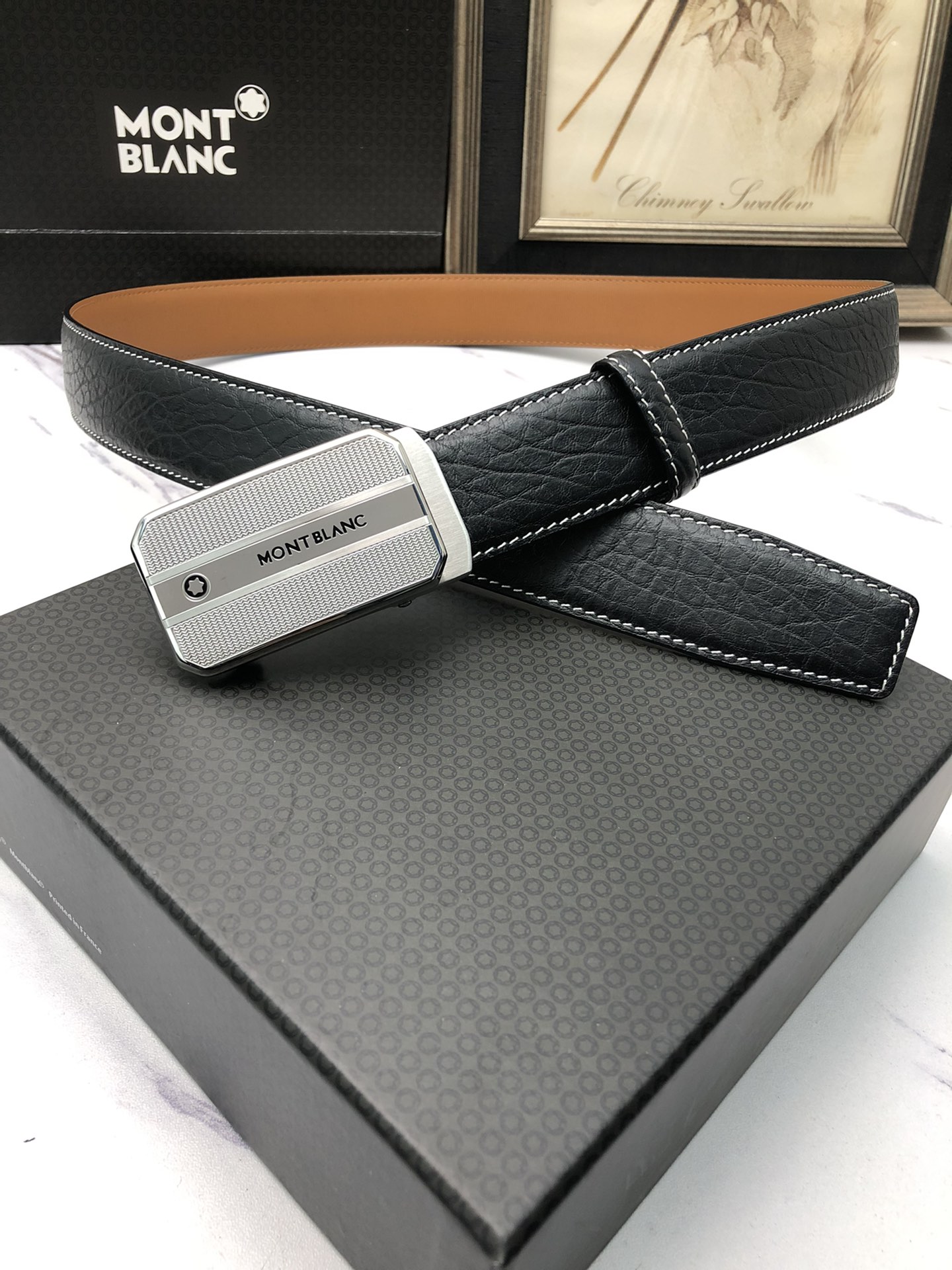 [Montblanc Belts]For the special edition cabinet, the width is 3.5