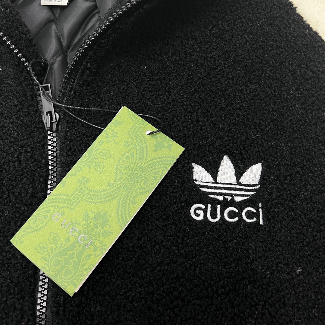 GUCCI家 ×adidas三叶草 刺绣LOGO羊羔毛外套