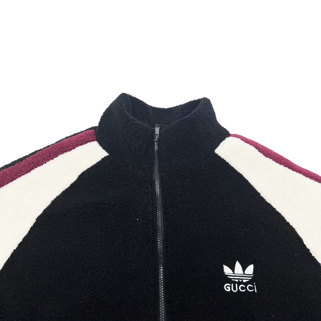 GUCCI家 ×adidas三叶草 刺绣LOGO羊羔毛外套