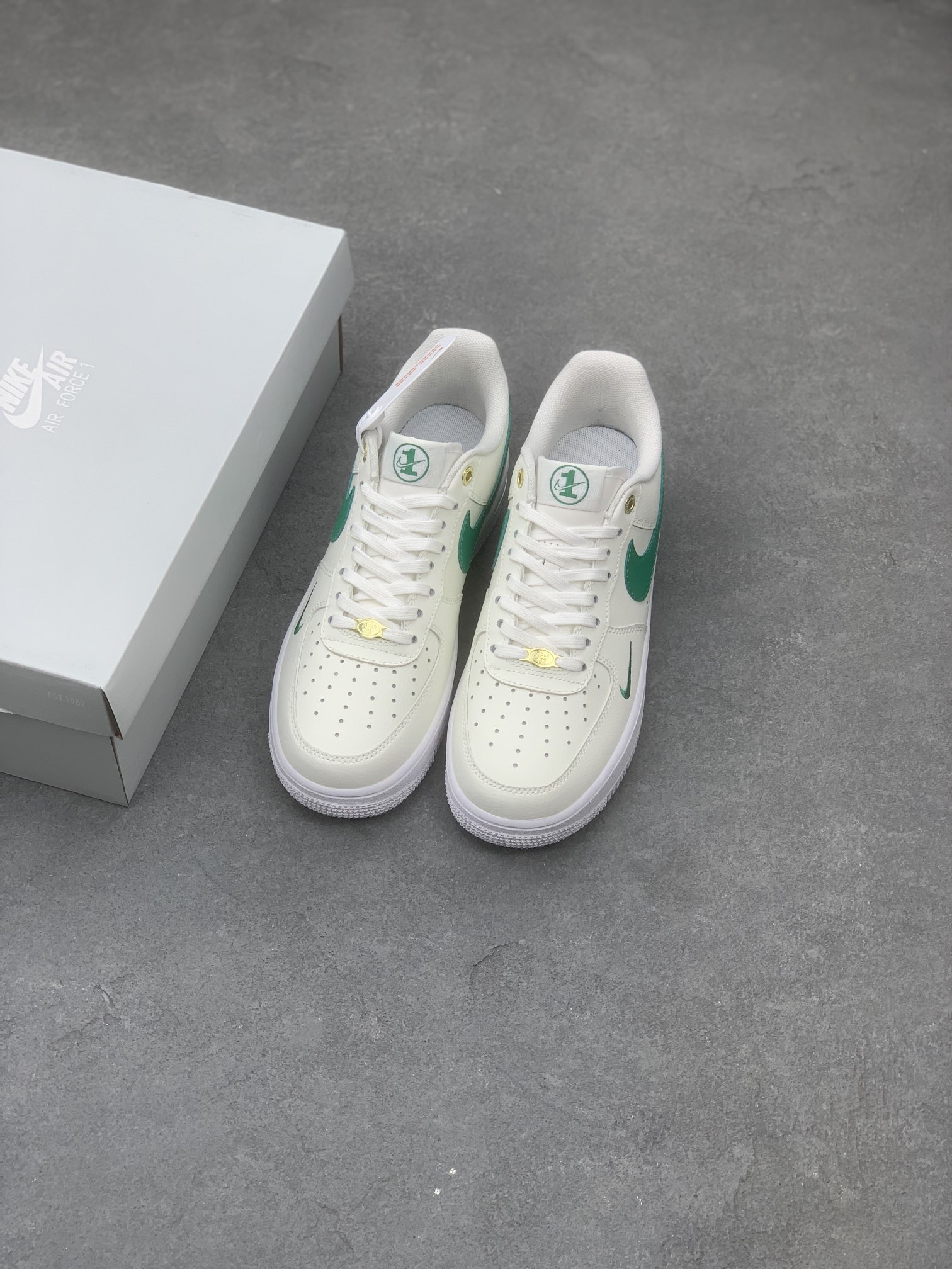 Nike Air Force 1 Low 07 White/Green,Honeycomb Cushion,Original Accessories 9 i1671645374 8226 7