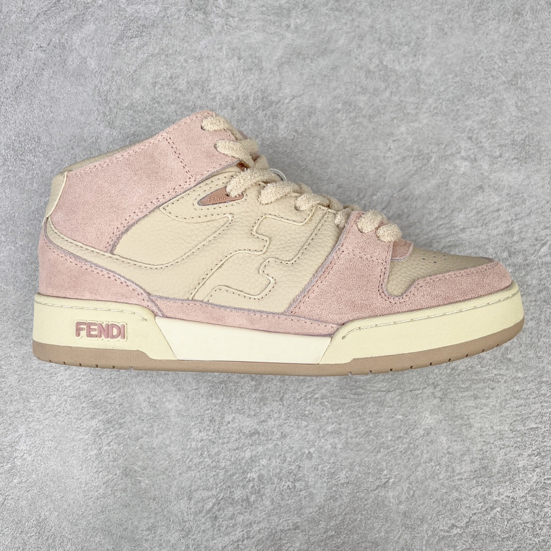 ＃S版纯原 FENDI 芬迪 Match sneaters高帮运动鞋 独家定制 全身20几个细节点全部做到一致还原 吊打市面所有版本 独家原装套装配件官方同源 渠道原装订单 全套专柜包装物及配件#鞋底嵌入核心防伪芯片感应装置 FENDI芬迪match最新爆款情侣款运动鞋板鞋原版购入 高工艺无缝细空胶技术 贴楦误差0.05mm,鞋底采用固特异内外锁死工艺 最大限度弯折永不开胶 原鞋一致效果环保无味 鞋面采用麂皮和皮革拼接组合 logo内里采用毛巾绒里 上脚超级柔软 轻便 舒适搭配卫衣 尺码：35 36 37 38 39 40 41 42 43 44 45-选品中心
