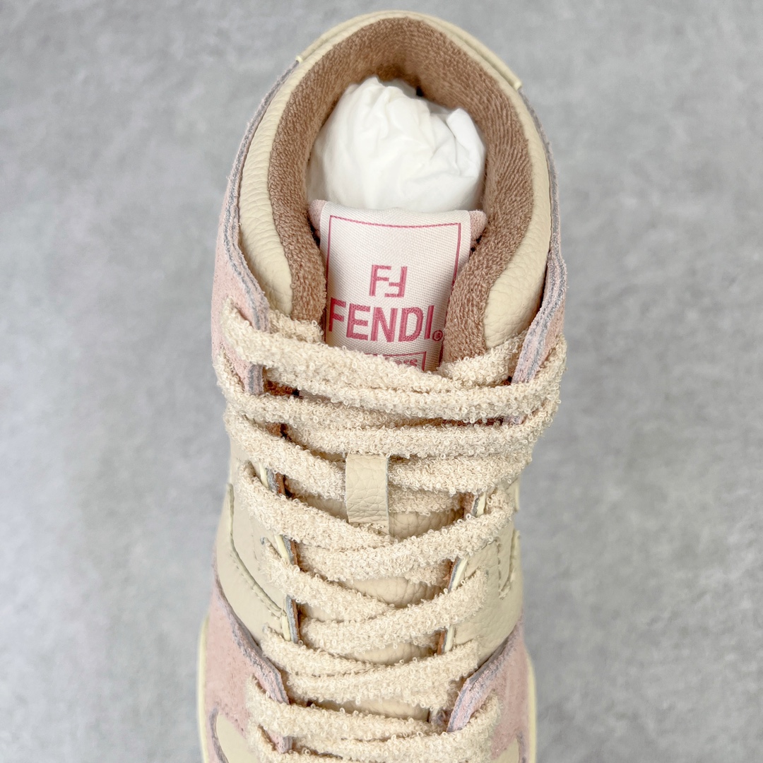 图片[5]-＃S版纯原 FENDI 芬迪 Match sneaters高帮运动鞋 独家定制 全身20几个细节点全部做到一致还原 吊打市面所有版本 独家原装套装配件官方同源 渠道原装订单 全套专柜包装物及配件#鞋底嵌入核心防伪芯片感应装置 FENDI芬迪match最新爆款情侣款运动鞋板鞋原版购入 高工艺无缝细空胶技术 贴楦误差0.05mm,鞋底采用固特异内外锁死工艺 最大限度弯折永不开胶 原鞋一致效果环保无味 鞋面采用麂皮和皮革拼接组合 logo内里采用毛巾绒里 上脚超级柔软 轻便 舒适搭配卫衣 尺码：35 36 37 38 39 40 41 42 43 44 45-选品中心