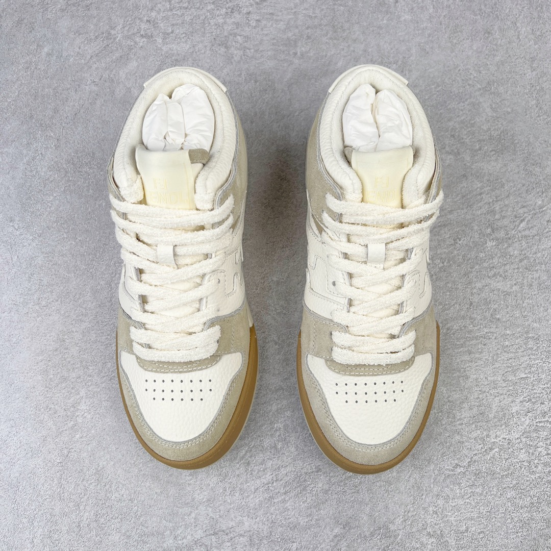 图片[2]-＃S版纯原 FENDI 芬迪 Match sneaters高帮运动鞋 独家定制 全身20几个细节点全部做到一致还原 吊打市面所有版本 独家原装套装配件官方同源 渠道原装订单 全套专柜包装物及配件#鞋底嵌入核心防伪芯片感应装置 FENDI芬迪match最新爆款情侣款运动鞋板鞋原版购入 高工艺无缝细空胶技术 贴楦误差0.05mm,鞋底采用固特异内外锁死工艺 最大限度弯折永不开胶 原鞋一致效果环保无味 鞋面采用麂皮和皮革拼接组合 logo内里采用毛巾绒里 上脚超级柔软 轻便 舒适搭配卫衣 尺码：35 36 37 38 39 40 41 42 43 44 45-选品中心