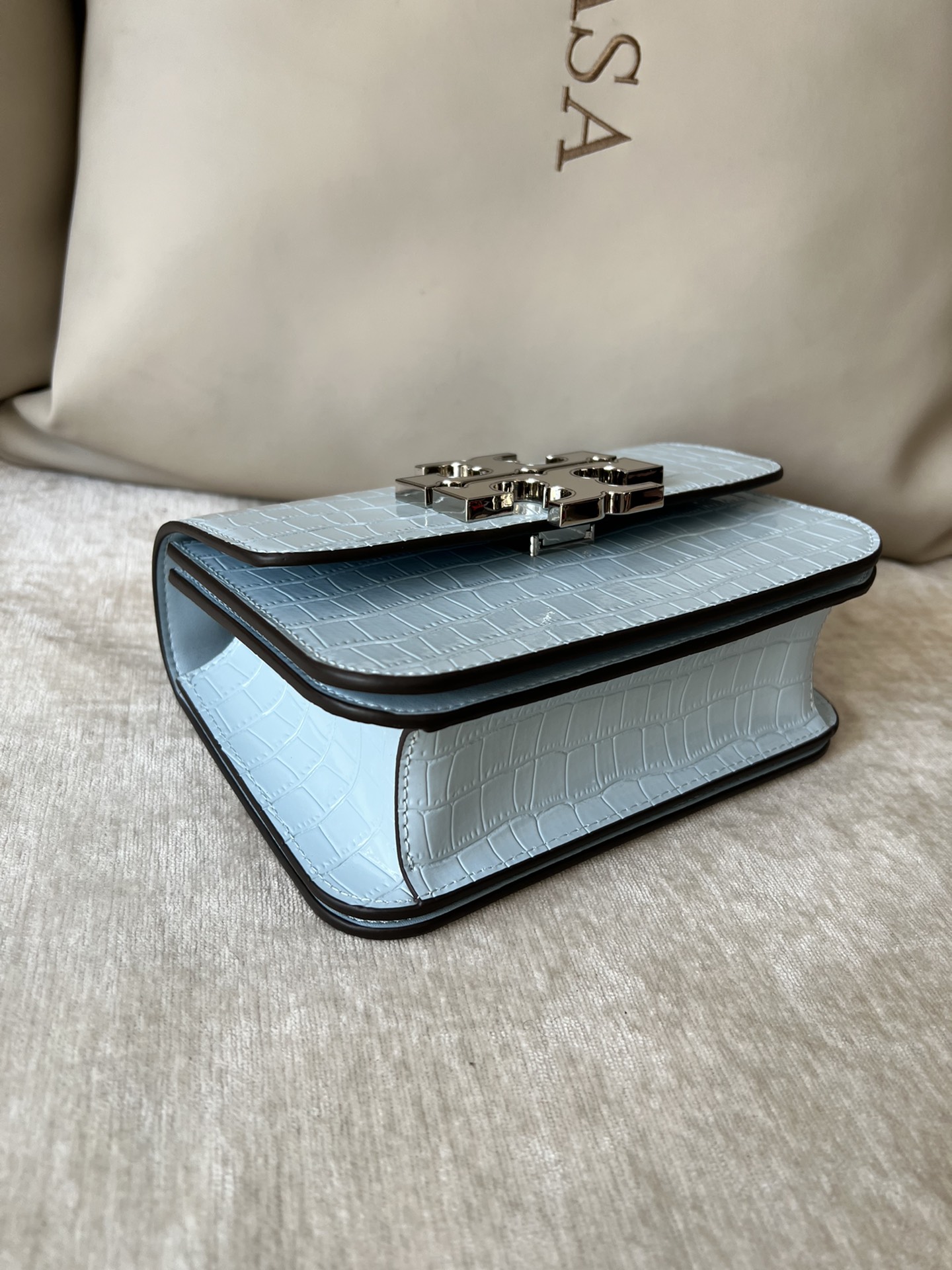 Tory Burch ～206小号鳄鱼纹【冰蓝色】TORY BURCH ELEANOR EMBOSSED SMALL CONVERTIBLE SHOULDET BAG 豆腐包