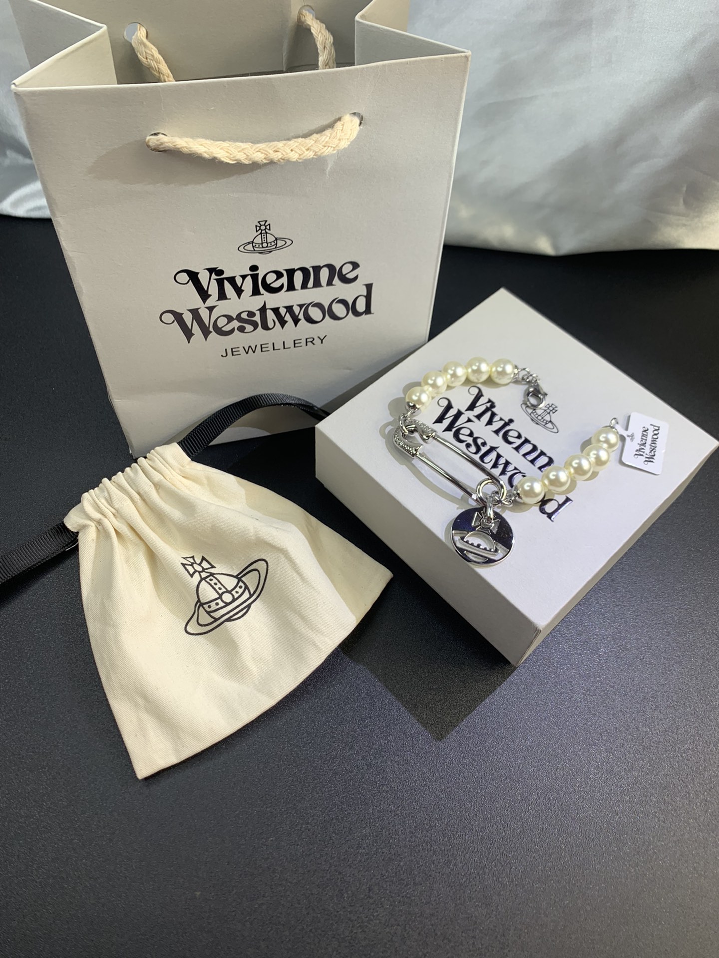 NO:102920,Queen Mother Citizen Pin Pearl Bracelet, Queen Mother Citizen Bracelet, Bracelet19860909西太后别针圆牌珍珠手链,西太后手链,bracelet,Jewelry