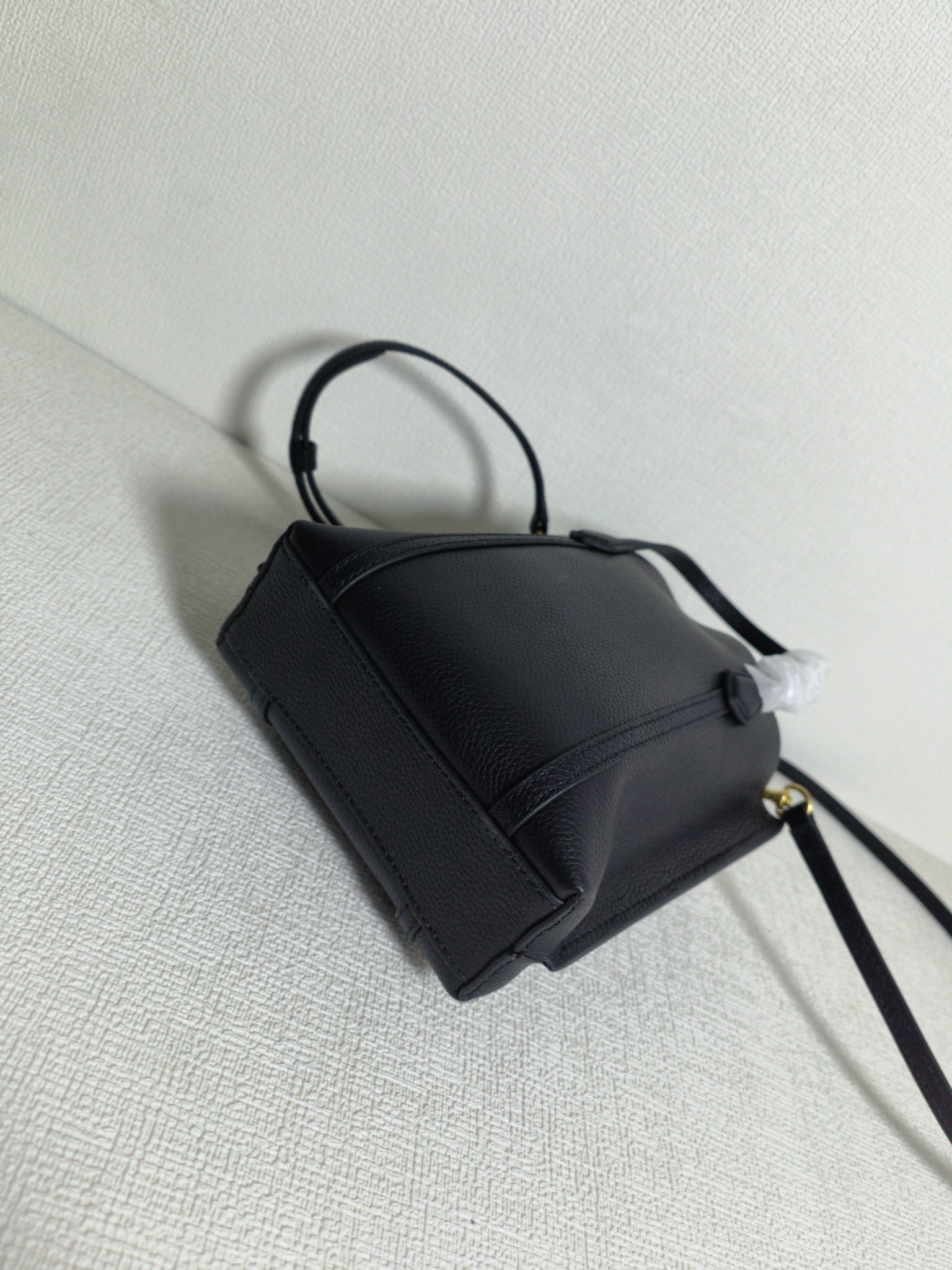 Tory Burch ～616#TB新款迷你购物袋 头层荔枝纹牛皮材质 内里全皮 可手提单肩 LOGO吊坠