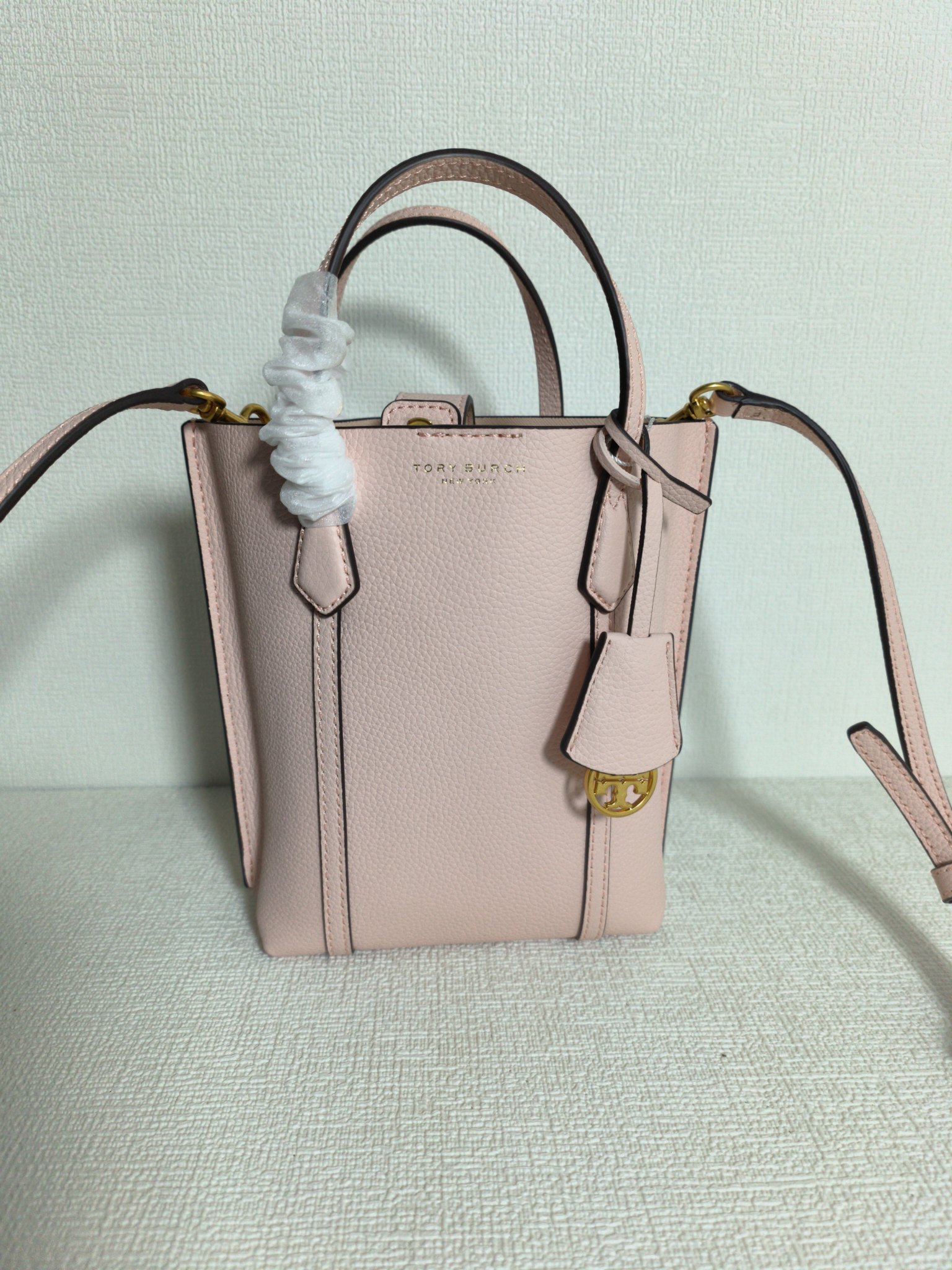Tory Burch ～616#TB新款迷你购物袋 头层荔枝纹牛皮材质 内里全皮 可手提单肩 LOGO吊坠