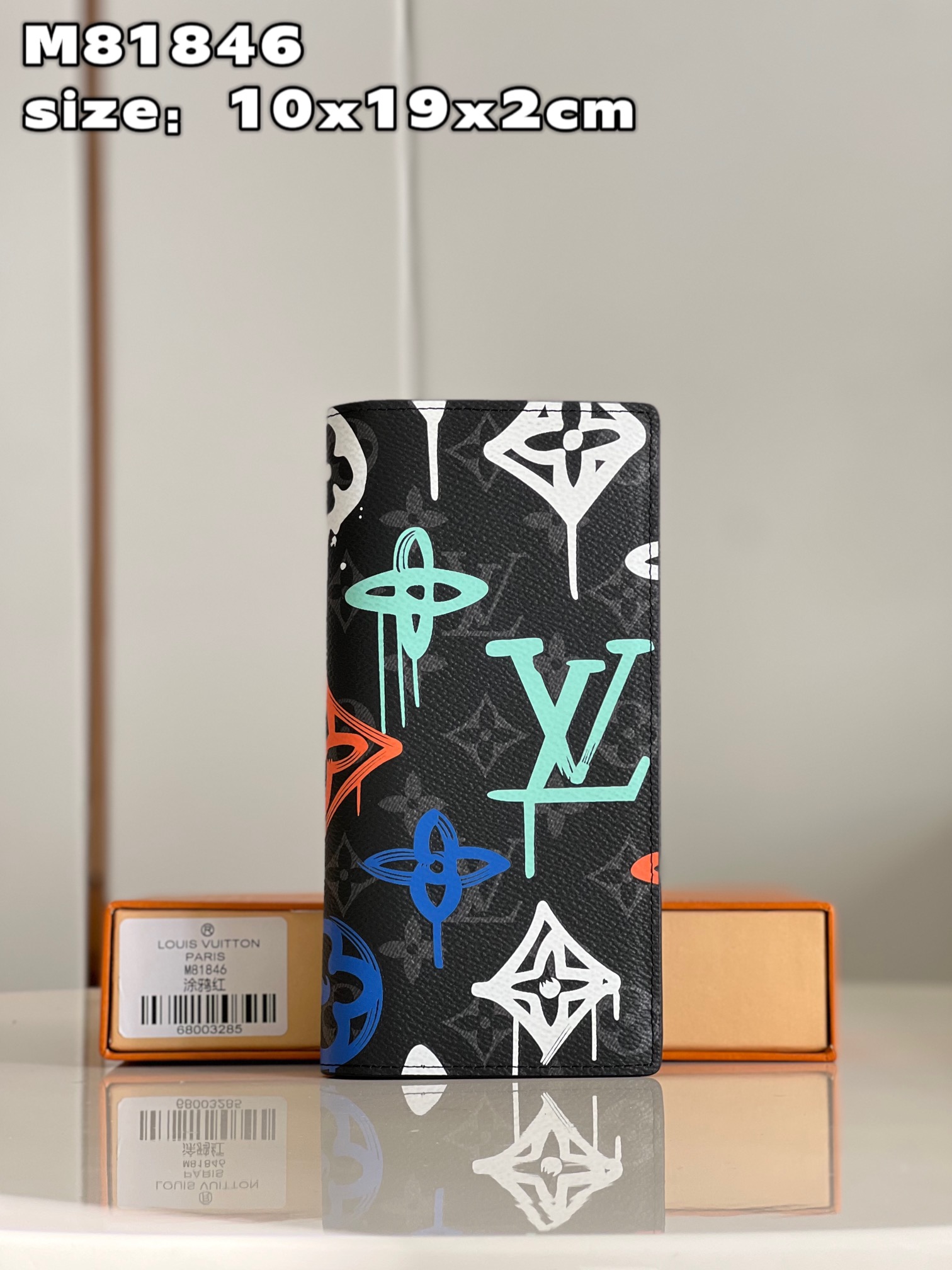 NO:399605,[Exclusive real photo M81846 graffiti red] This Brazza wallet is redrawn with graffiti spray effect Monogram flowers and LV letters, making Monogram Eclipse canvas full of street trends. Card mezzanine, coin compartment and banknote organ compartment enhance functionality, and the slender configuration can be included in most pockets. Dimensions 10 x 19 x 2 cm (length x height x width) Z.260, LV [original leather], louis vuitton19860909【独家实拍 M81846涂鸦红】本款 Brazza 钱夹以涂鸦喷绘效果重绘 Monogram 花卉和 LV 字母,令 Monogram Eclipse 帆布洋溢街头潮流.卡片夹层、硬币隔层和钞票风琴隔层提升功能性,纤长构型可收入多数口袋.尺寸10 x 19 x 2 厘米(长度 x 高 x 宽) Z.260,LV【原厂皮】,louis vuitton,Bag