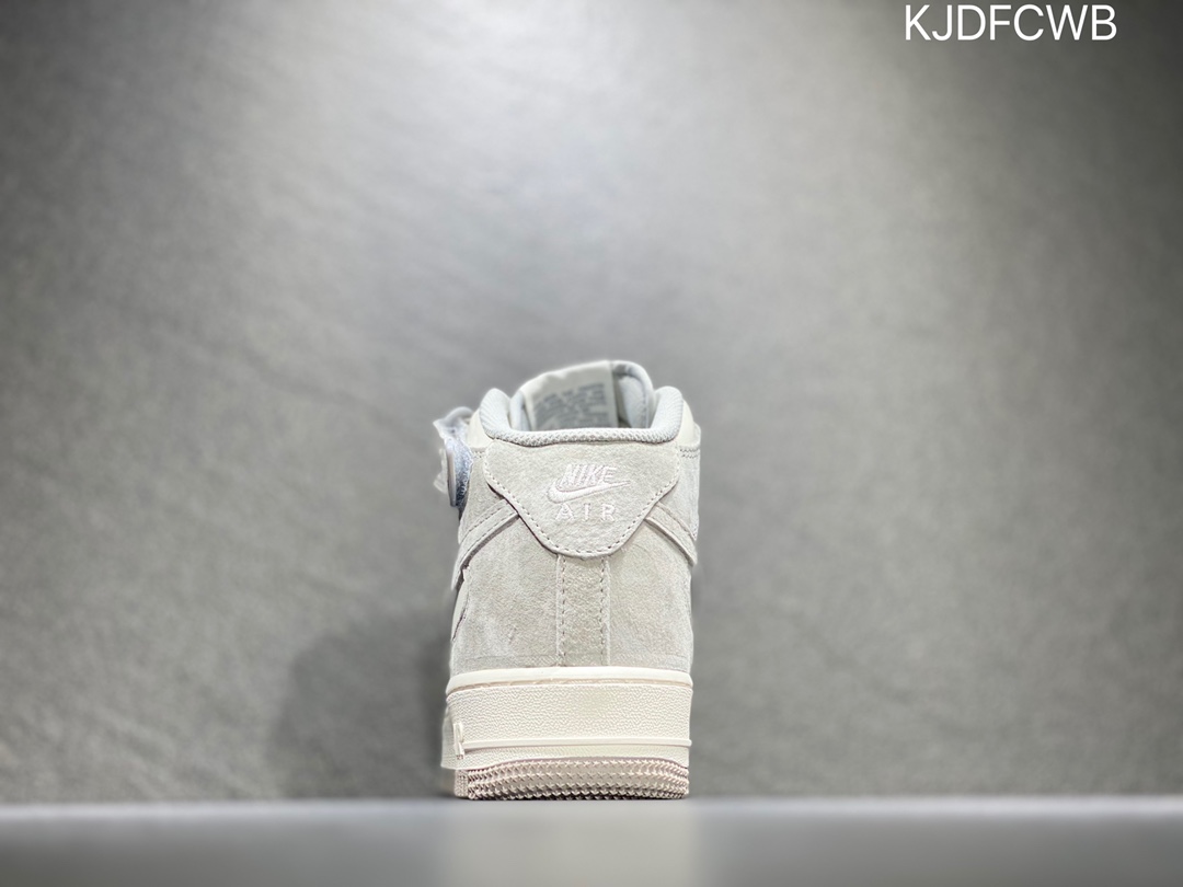 260 Nike Air Force 1 空军一号 官方同步  CQ3366-015