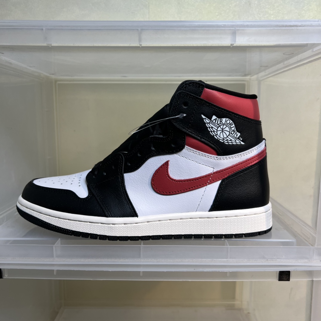 NO:680539,(Upgraded version) aj1 high top red hook black toe pure original version 36-47.5 yards,19860909（升级版本） aj1 高帮 红勾黑脚趾 纯原版本 36-47.5码,,Men's shoes
