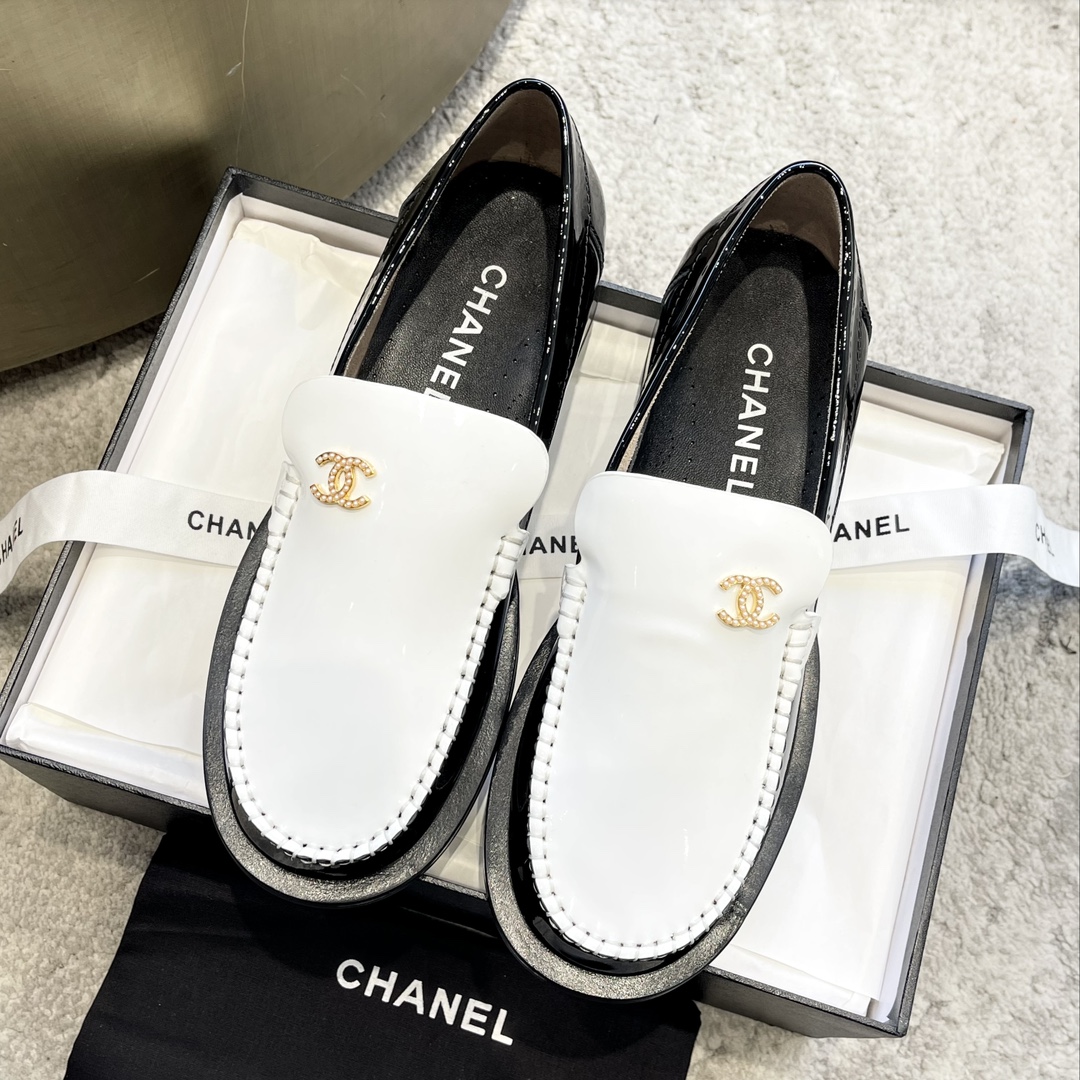 CHANEL мюли лоферы｜винтажные роскошные лоферы｜металлическая пряжка с двойной C + кожа телёнка с восковым покрытием