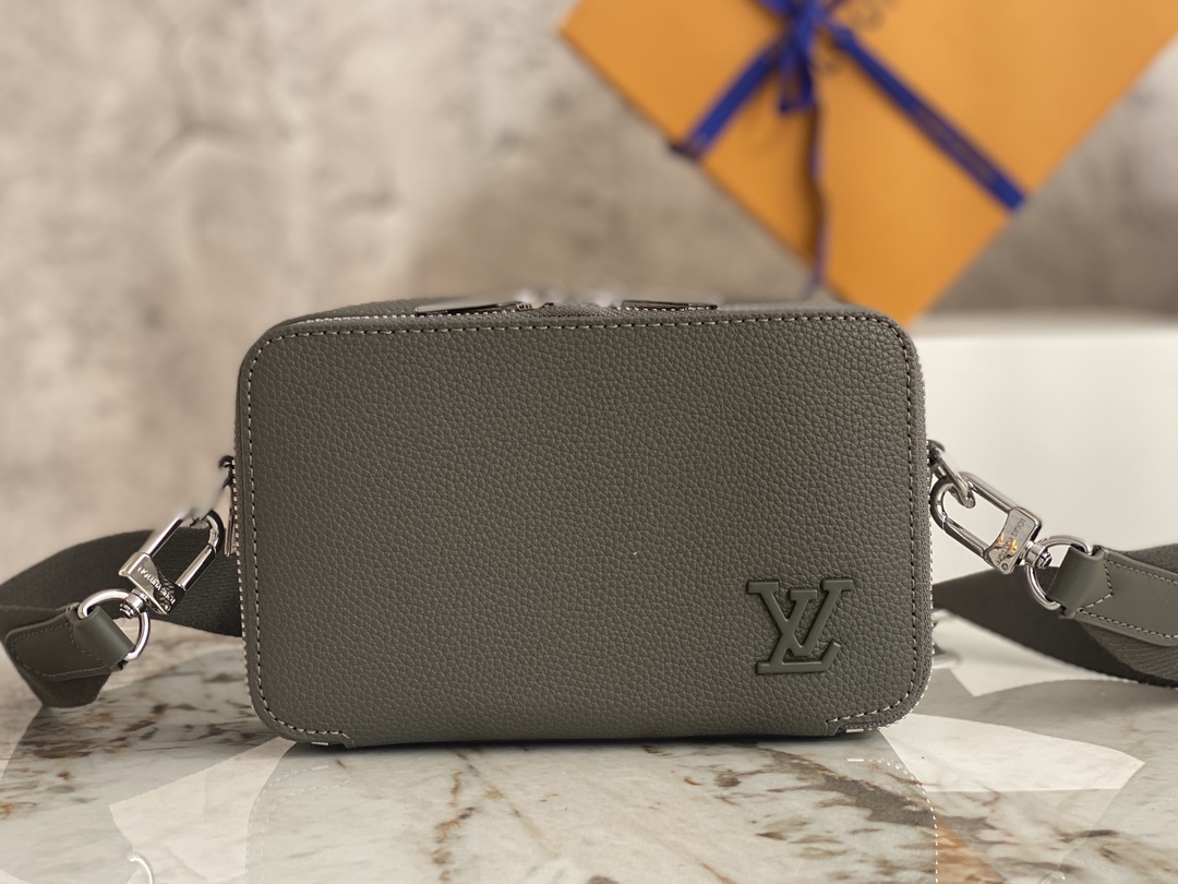M59161 Green All-Leather Box Bag Series - Bag