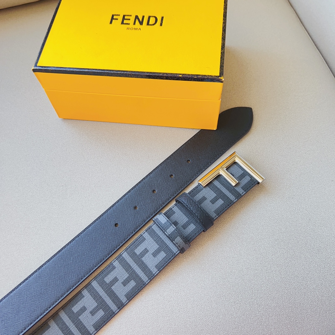 Fendi 代购级 芬迪 男士 休闲腰带 双面头层 牛皮，宽4.0cm，搭配标志性双F搭扣，奢华个性 休闲
