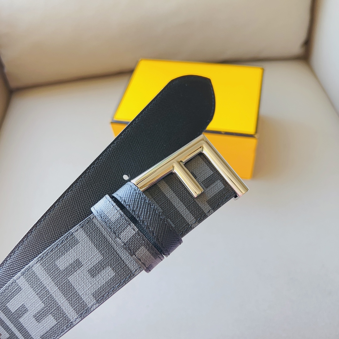 Fendi 代购级 芬迪 男士 休闲腰带 双面头层 牛皮，宽4.0cm，搭配标志性双F搭扣，奢华个性 休闲