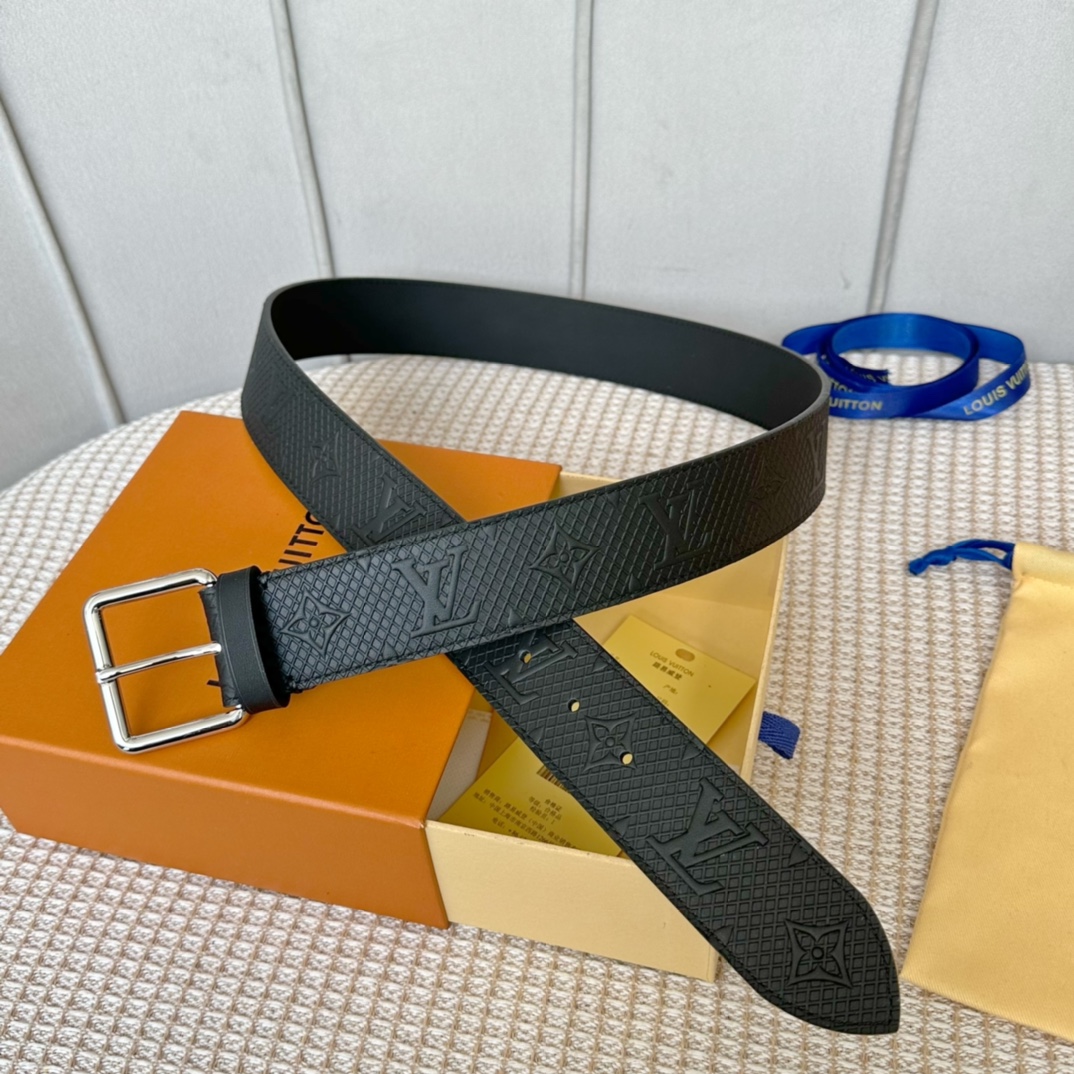 Louis Vuitton Belts Black Men Calfskin Cowhide