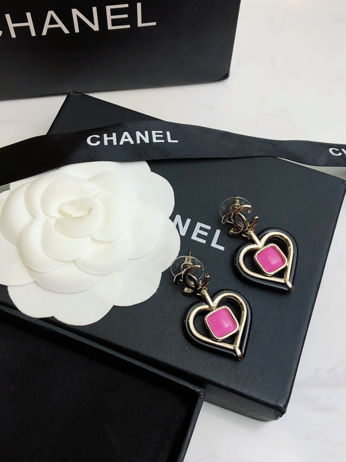 ❤️❤️❤️💝💝💝【Chanel香奈儿】新款耳钉 小香耳环亚克力 市面最高版本！专柜1:1款式开模 专柜