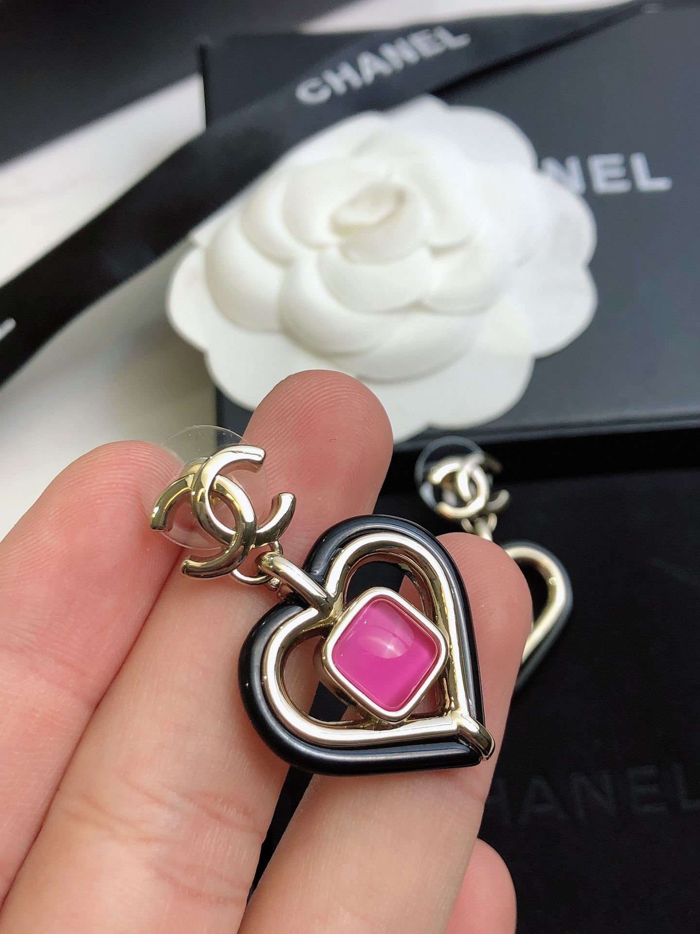 ❤️❤️❤️💝💝💝【Chanel香奈儿】新款耳钉 小香耳环亚克力 市面最高版本！专柜1:1款式开模 专柜
