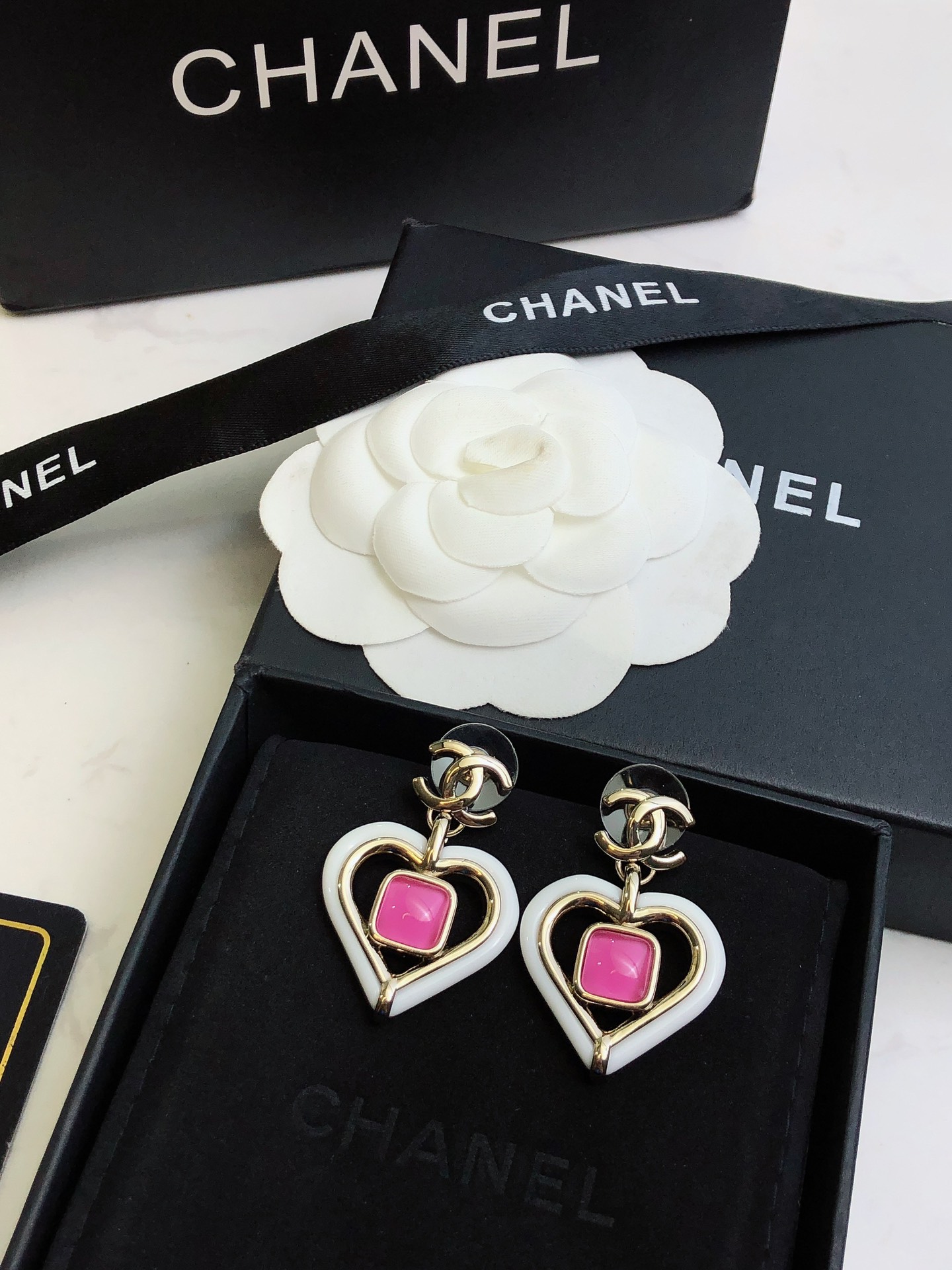 ❤️❤️❤️💝💝💝【Chanel香奈儿】新款耳钉 小香耳环亚克力 市面最高版本！专柜1:1款式开模 专柜