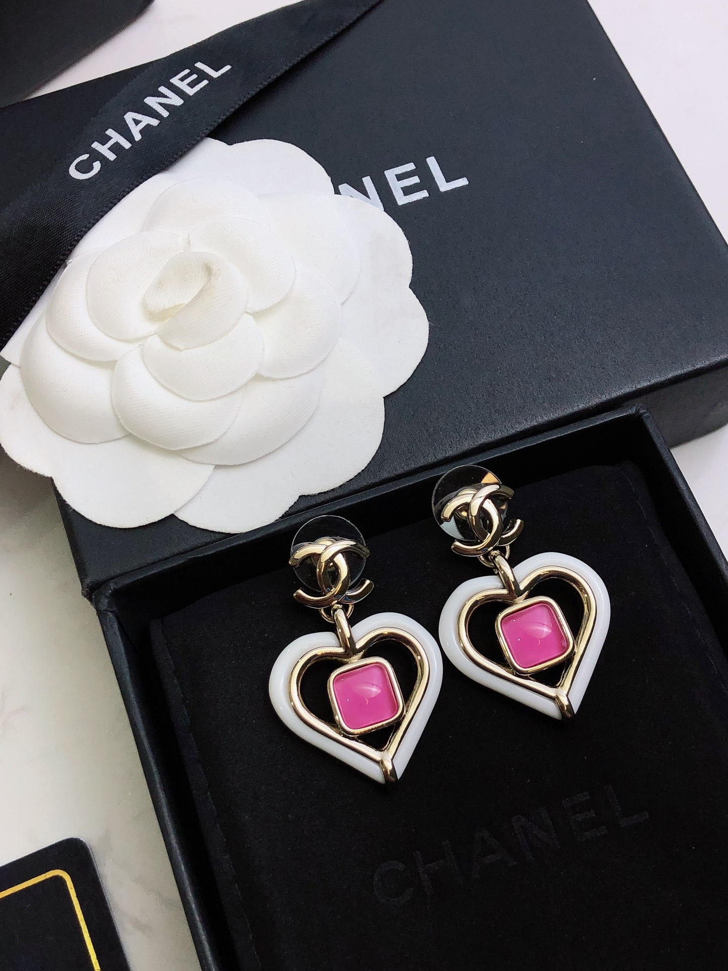 ❤️❤️❤️💝💝💝【Chanel香奈儿】新款耳钉 小香耳环亚克力 市面最高版本！专柜1:1款式开模 专柜