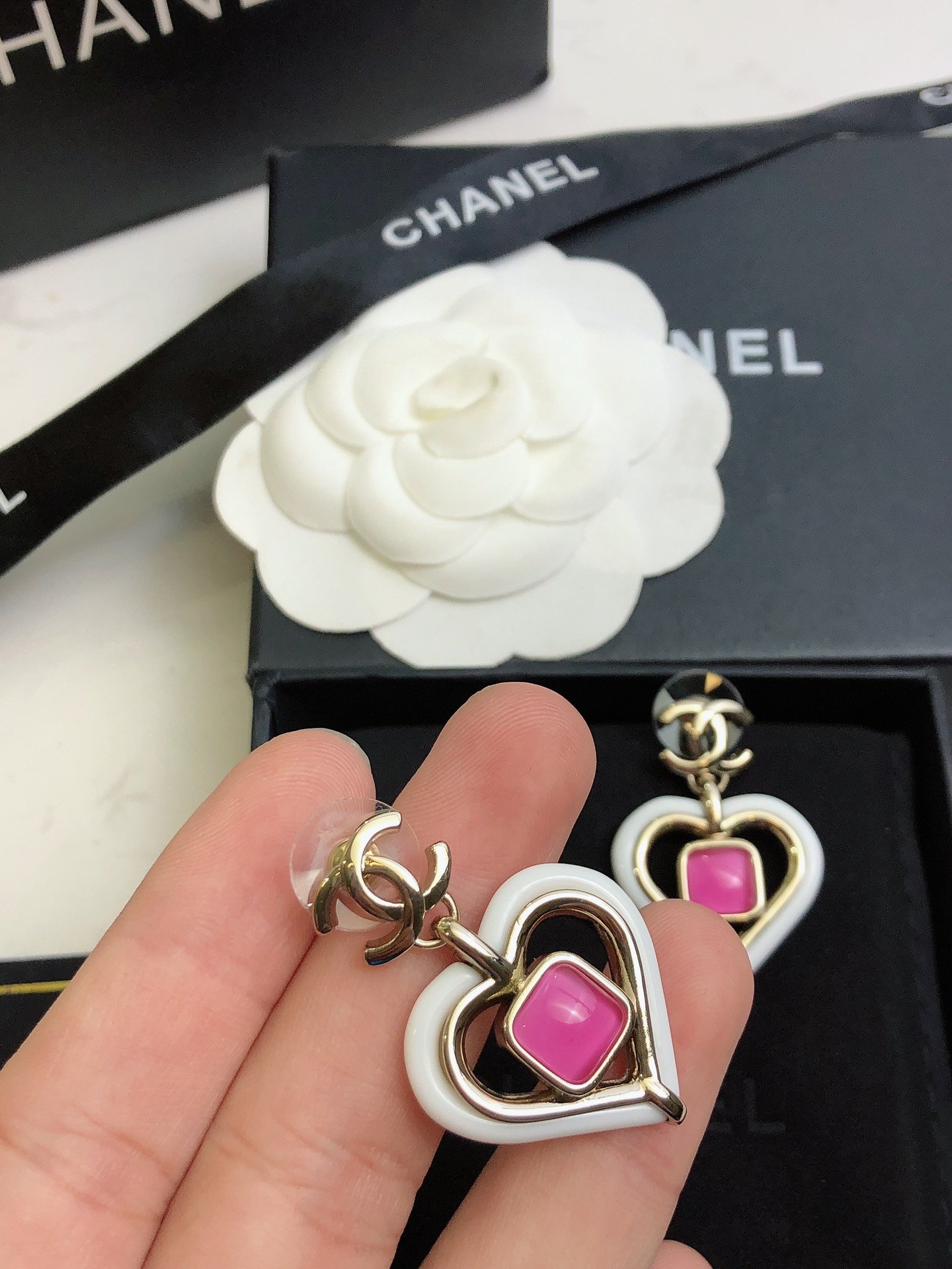 ❤️❤️❤️💝💝💝【Chanel香奈儿】新款耳钉 小香耳环亚克力 市面最高版本！专柜1:1款式开模 专柜