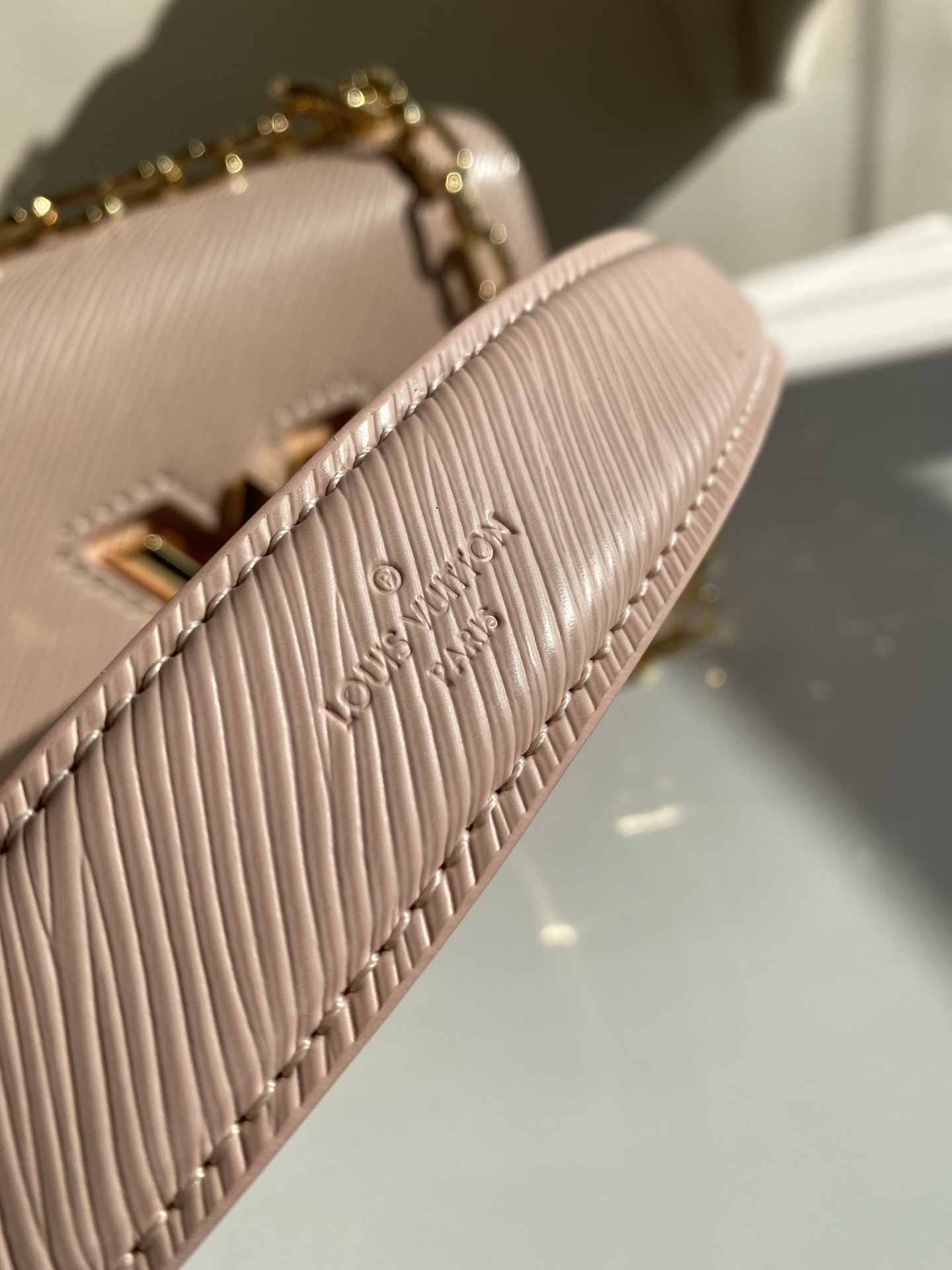 TWIST PM Handbag - Bag 7