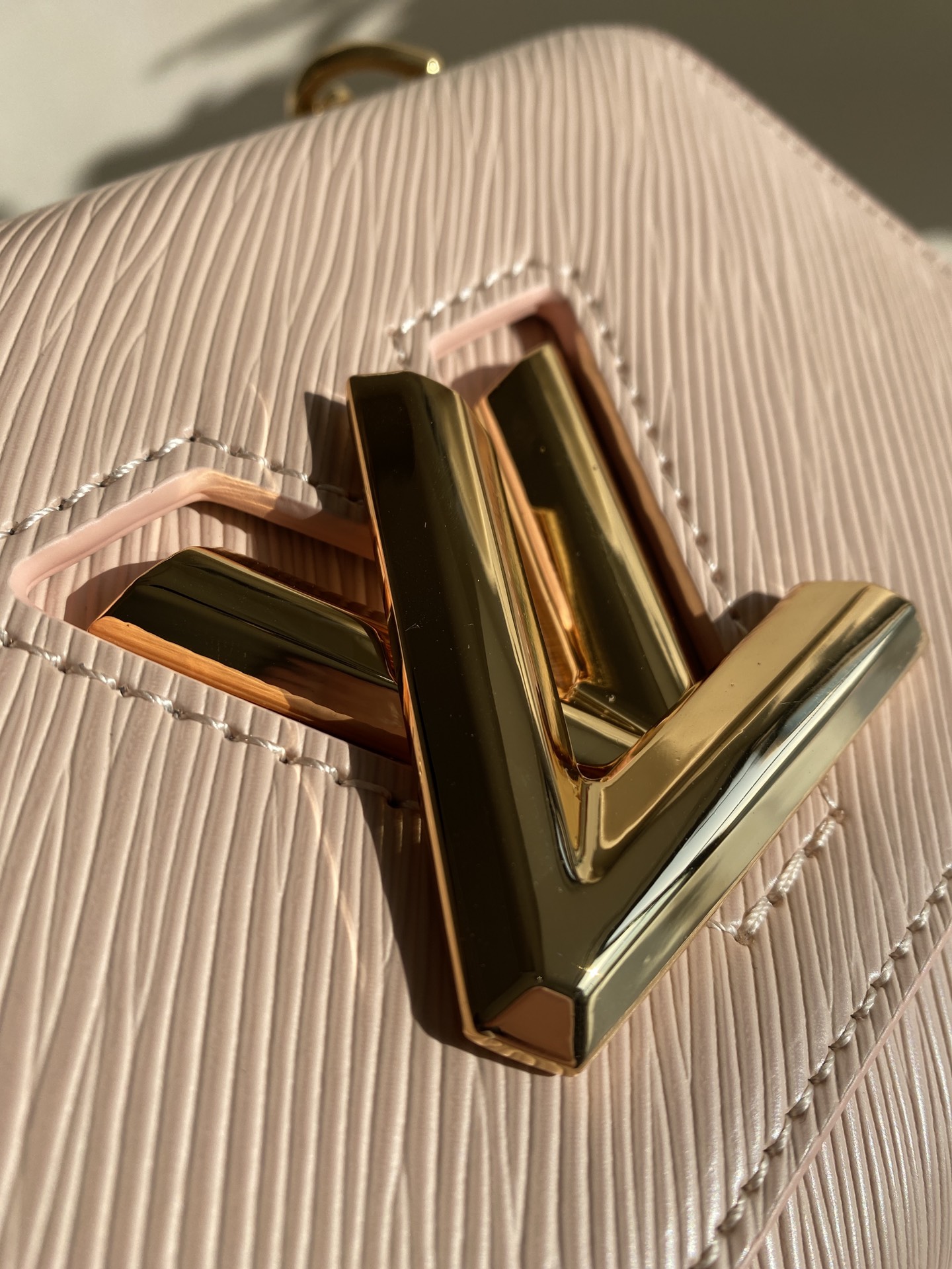 TWIST PM Handbag - Bag 5