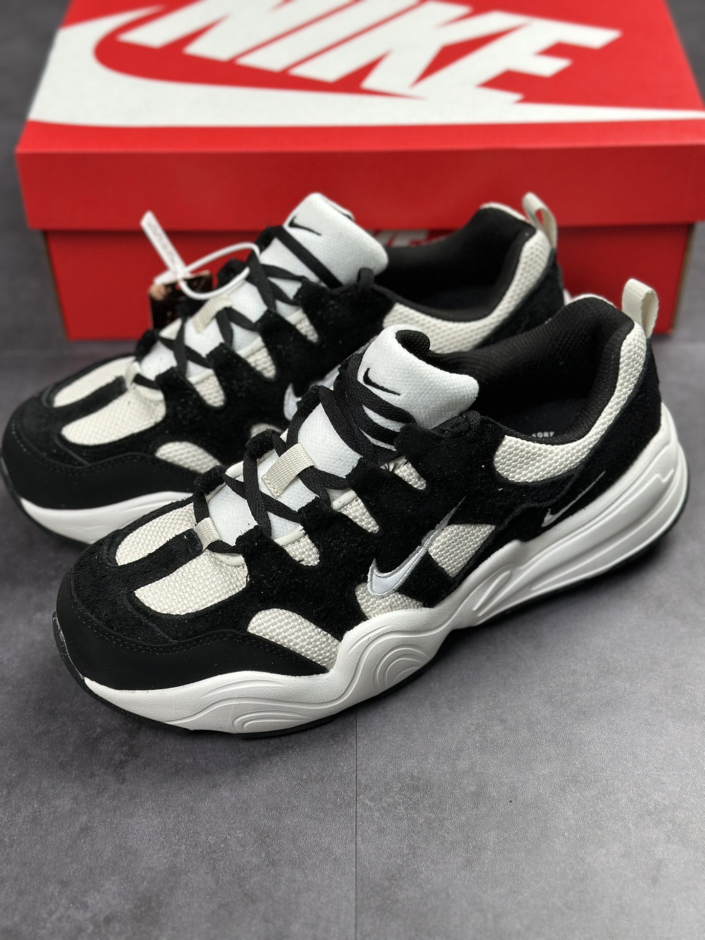 220 耐克 Nike M2K Tekno PLUS 复古休闲老爹鞋 DR9761-005