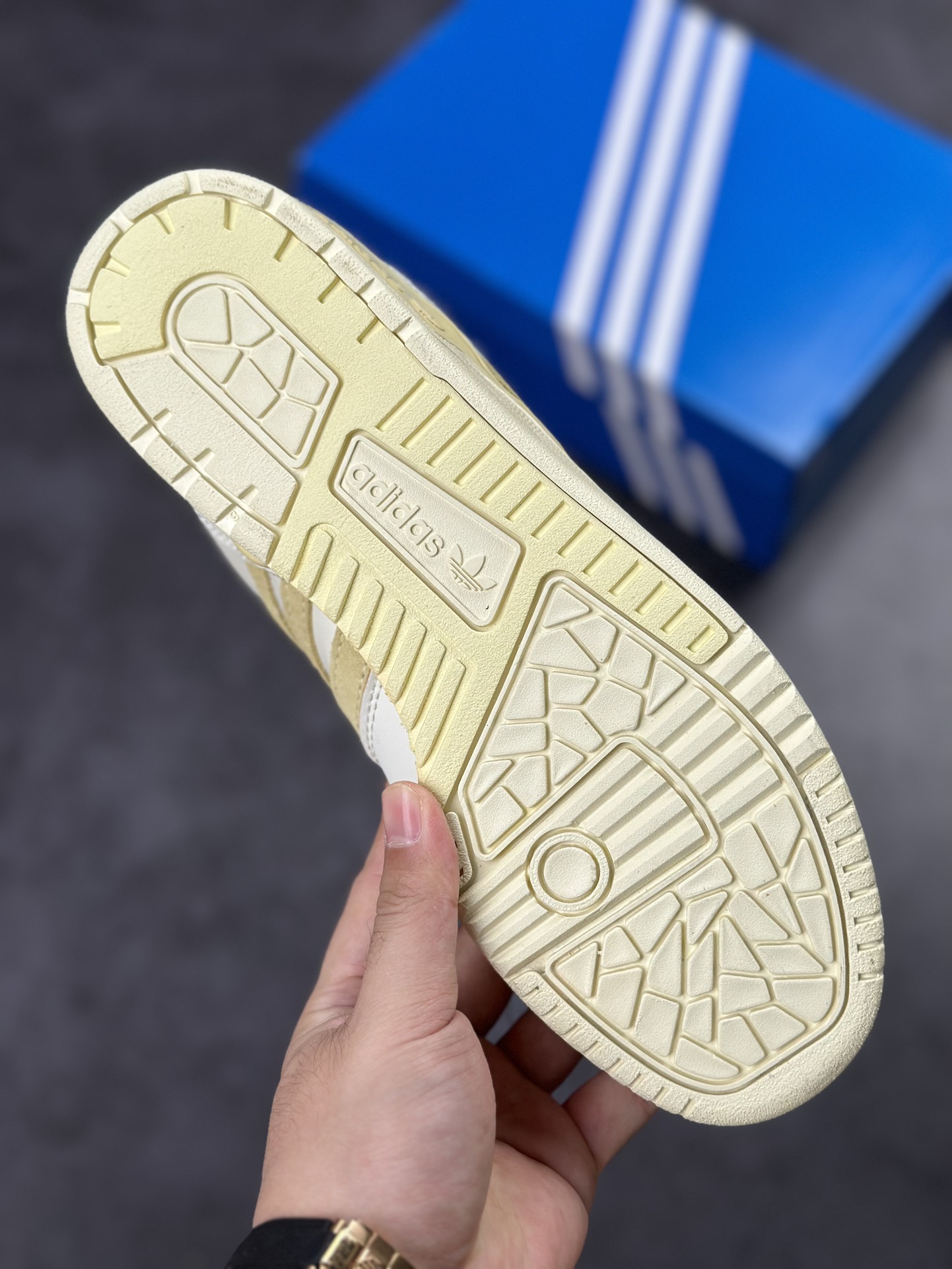 Overseas channel version original box original label Adidas Rivalry Low Premium clover low state FY7430