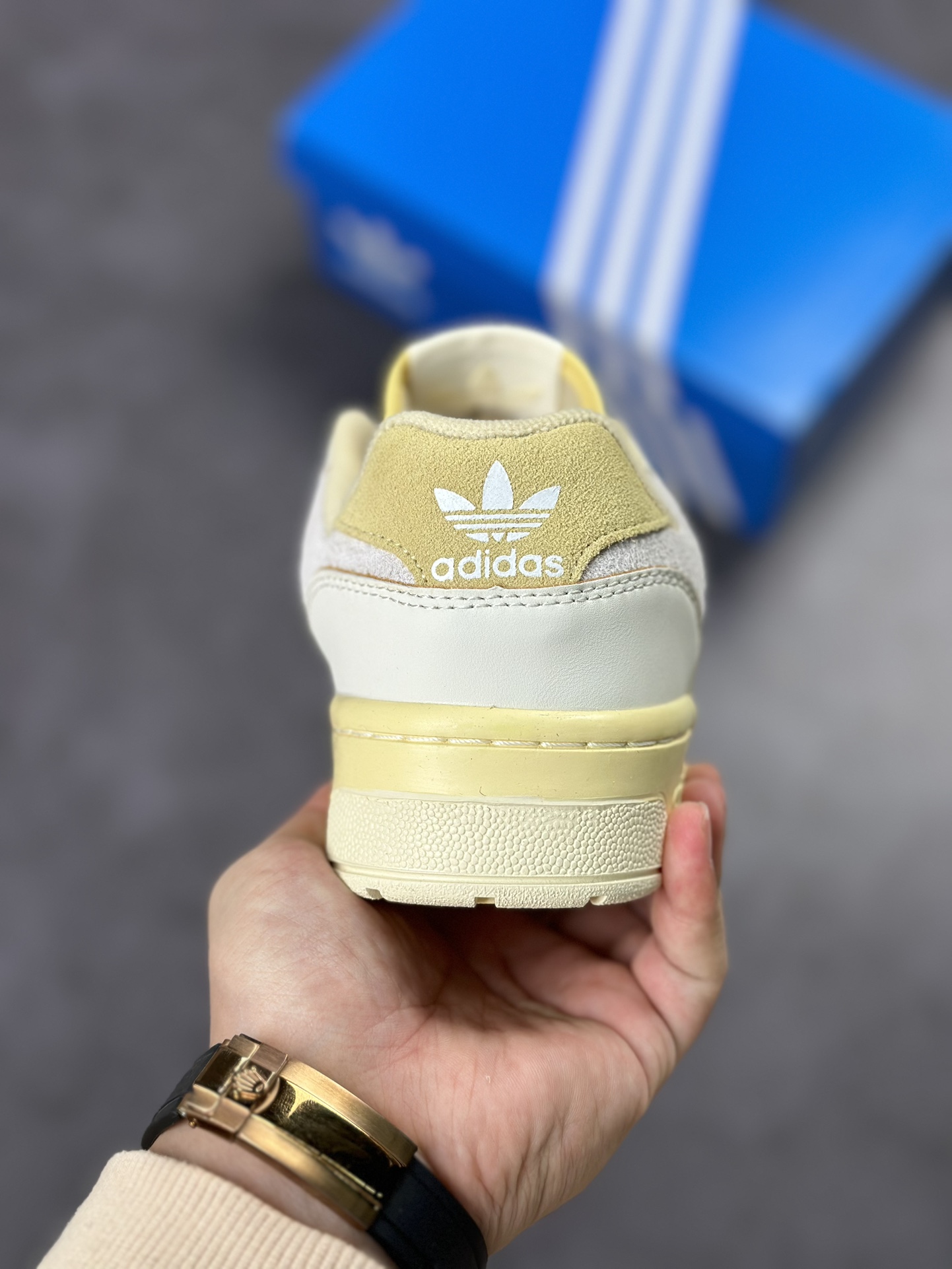 Overseas channel version original box original label Adidas Rivalry Low Premium clover low state FY7430