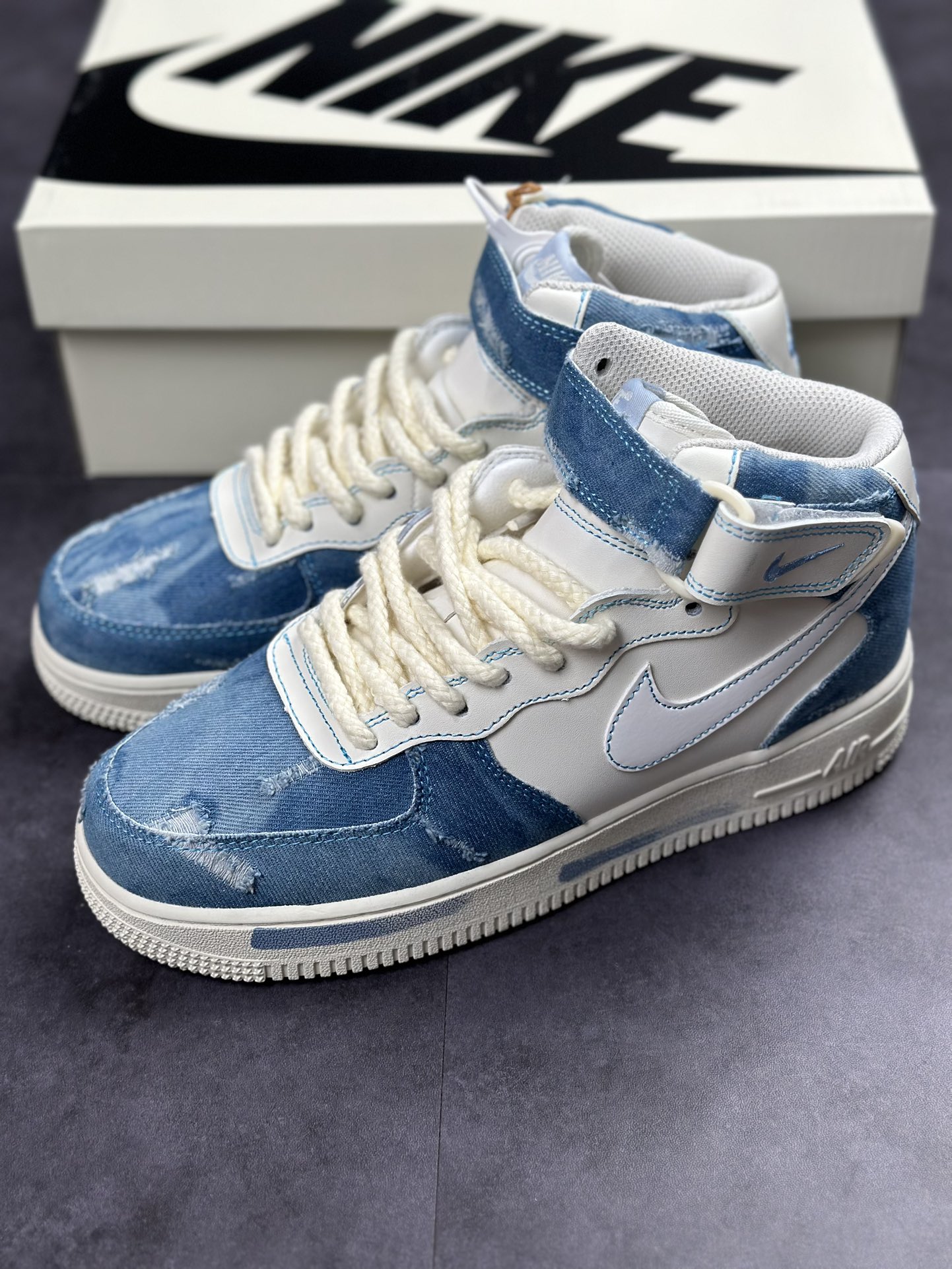 250 Nike Air Force 1 MID 07 单宁水洗蓝 CW1888-622