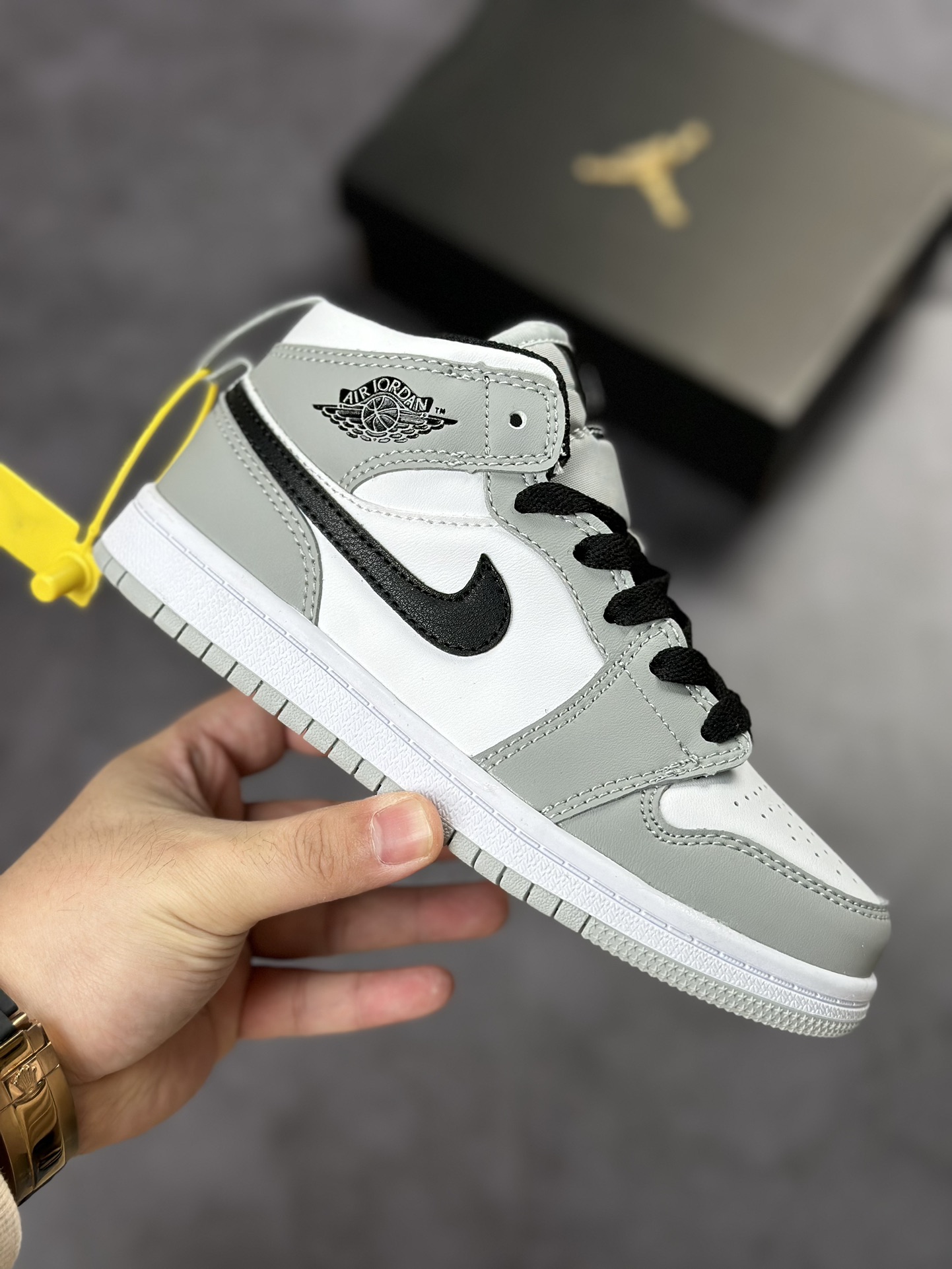 130 Air Jordan 1 RETRO HIGH GT  乔丹一代中帮经典 640371-092